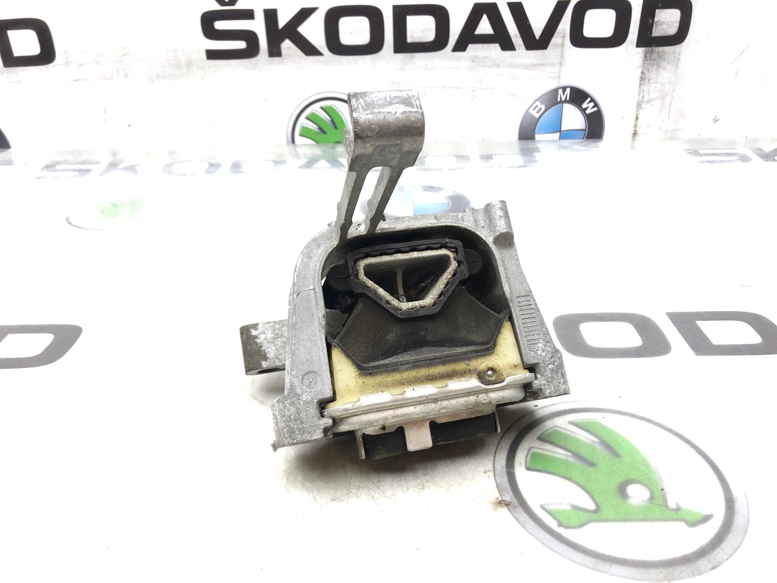 Опора двигателя, 3000 рублей, Москва