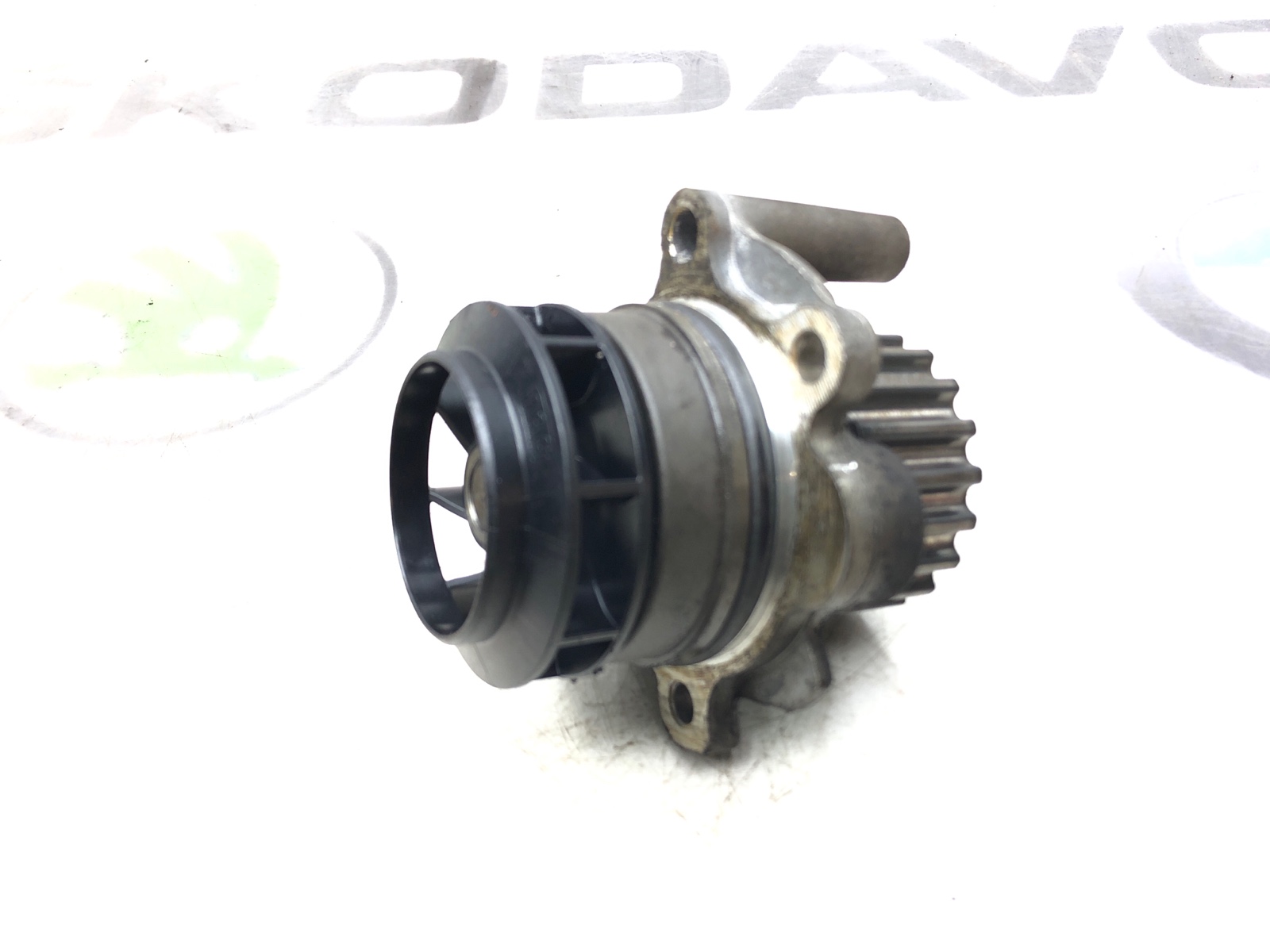 Водяная Помпа, 2500 рублей, Москва