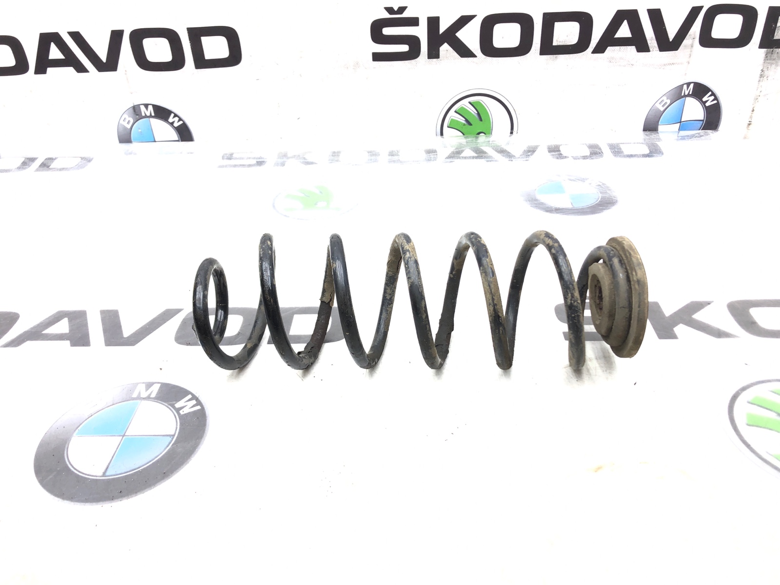 Пружина подвески, 2000 рублей, Москва