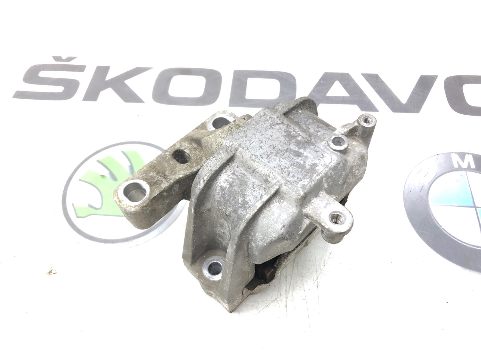 Опора двигателя, 1000 рублей, Москва