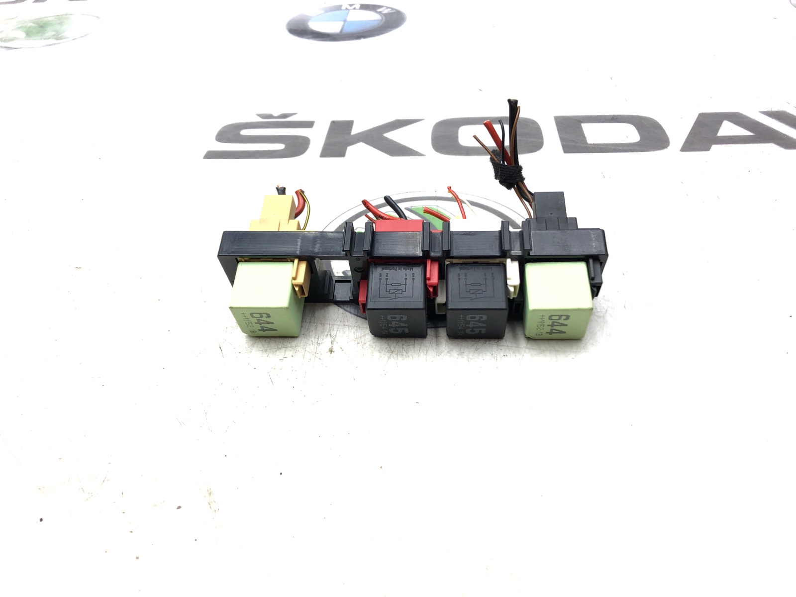 Блок реле, 1000 рублей, Москва