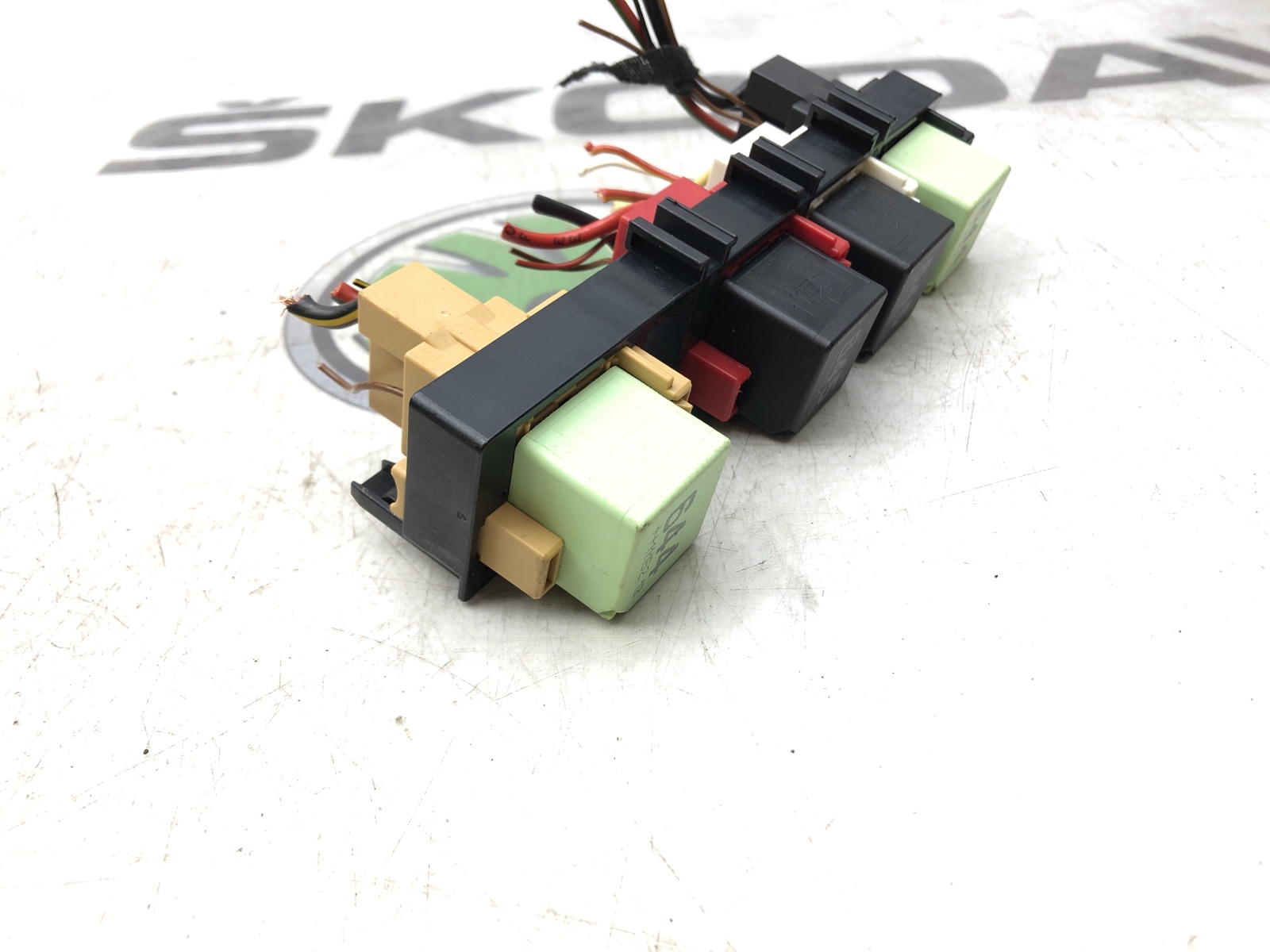 Блок реле, 1000 рублей, Москва