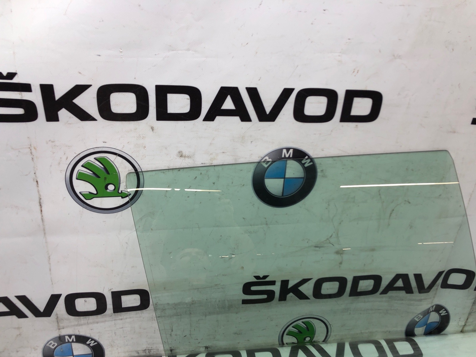 Стекло двери, 1000 рублей, Москва