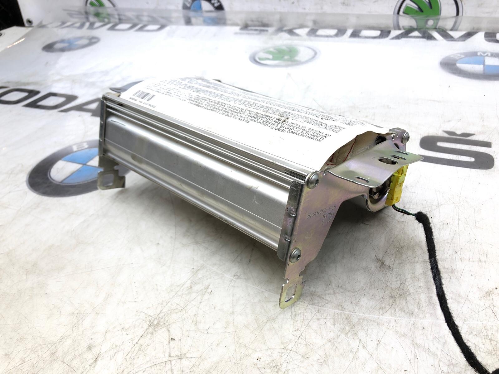 Подушка безопасности пассажира, 1000 рублей, Москва