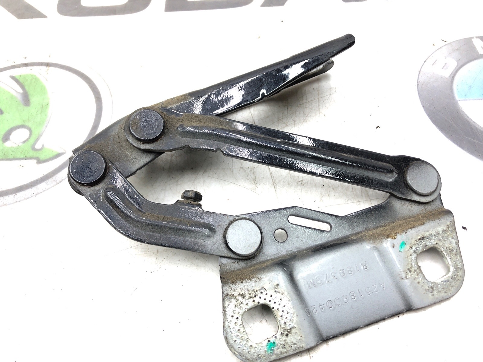 петля капота, 2000 рублей, Москва