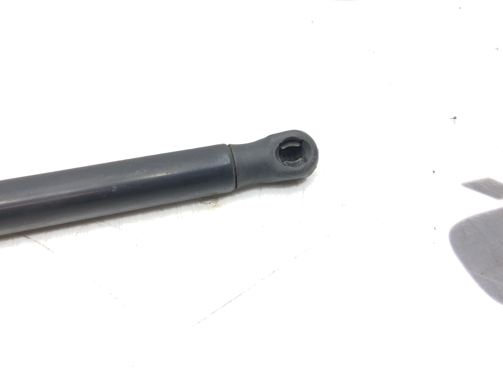 Амортизатор крышки багажника, 500 рублей, Москва