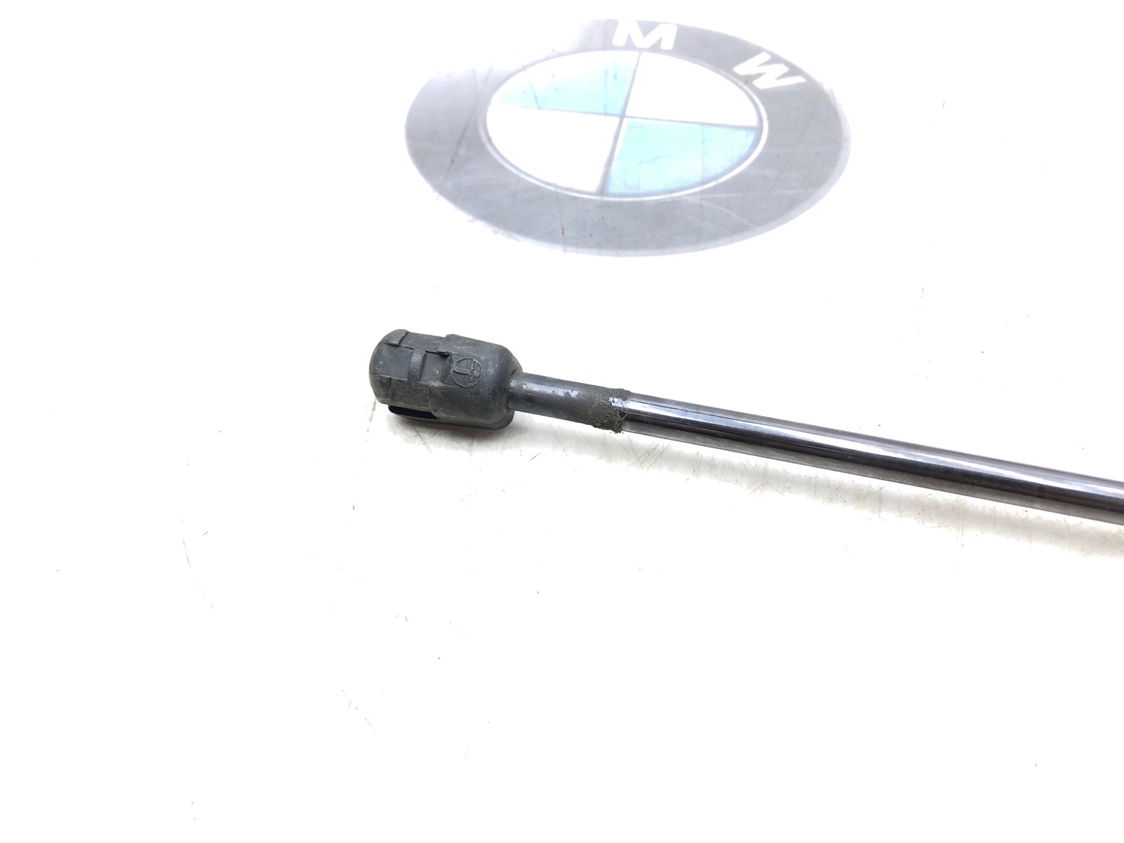 Амортизатор крышки багажника, 500 рублей, Москва