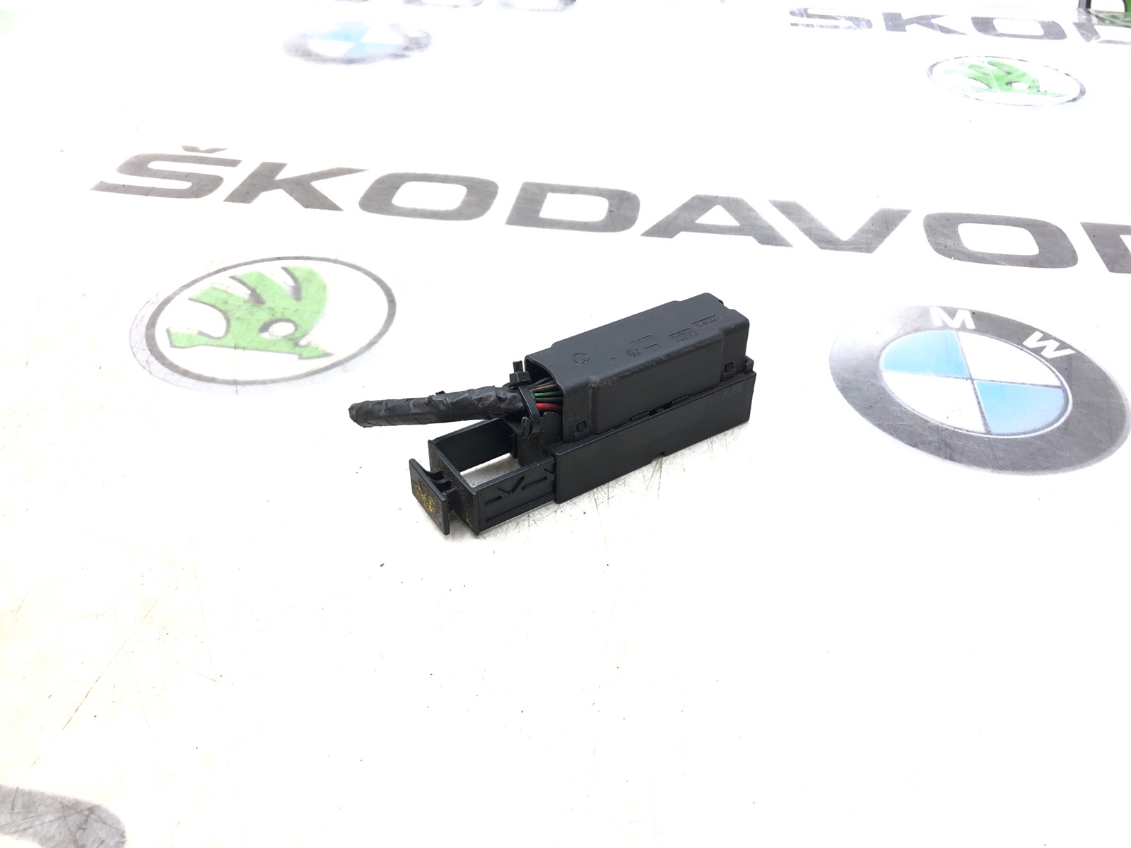 Разъём блока ABS, 1000 рублей, Москва