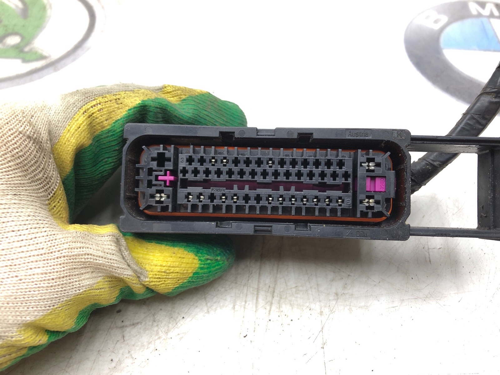 Разъём блока ABS, 1000 рублей, Москва