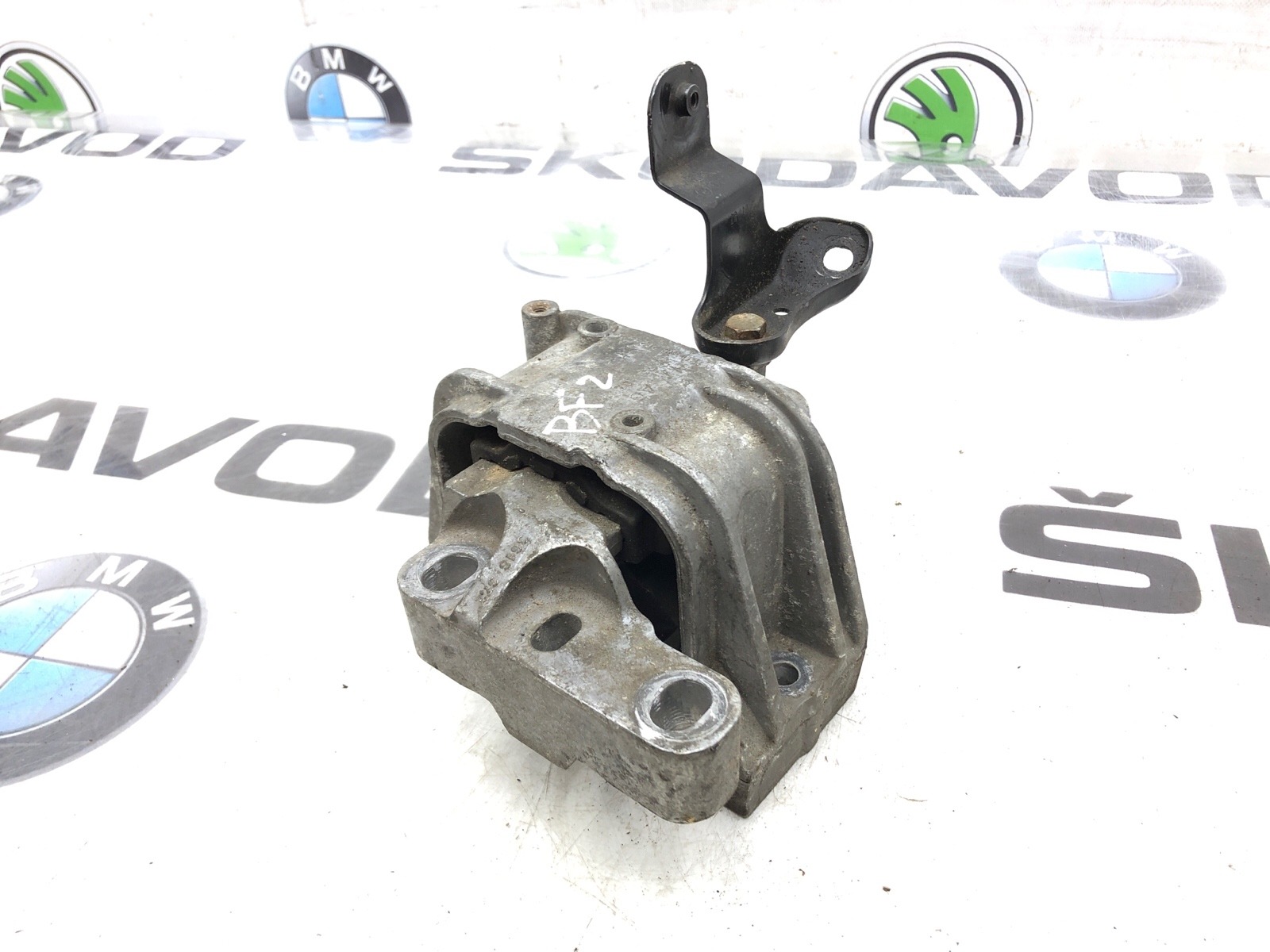 Опора двигателя, 1000 рублей, Москва