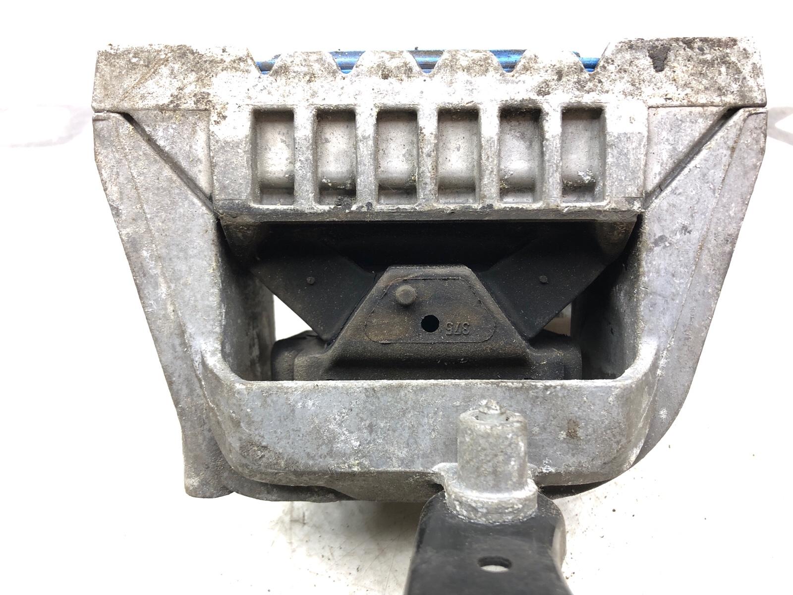 Опора двигателя, 1000 рублей, Москва