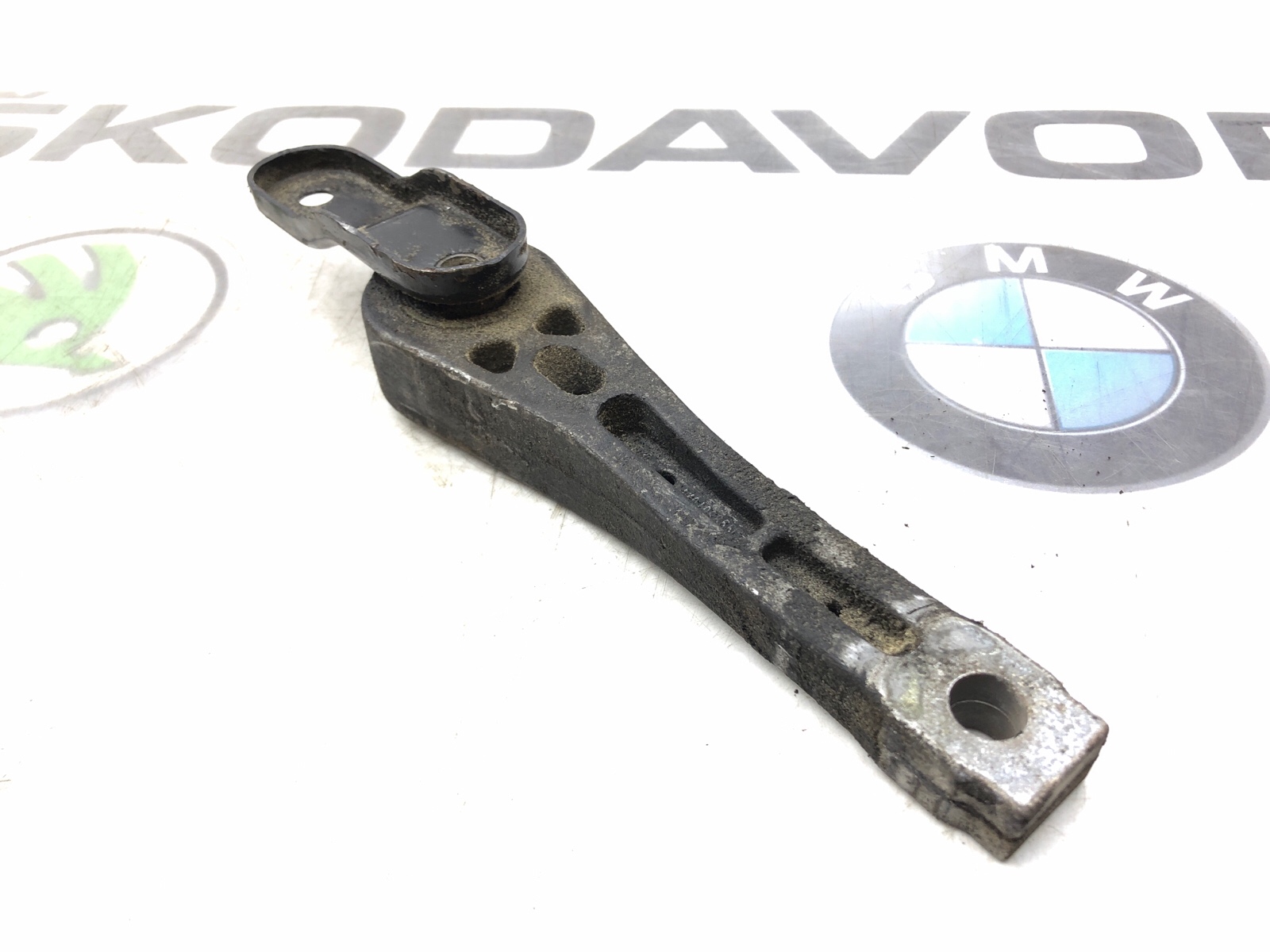 Кронштейн двигателя, 500 рублей, Москва