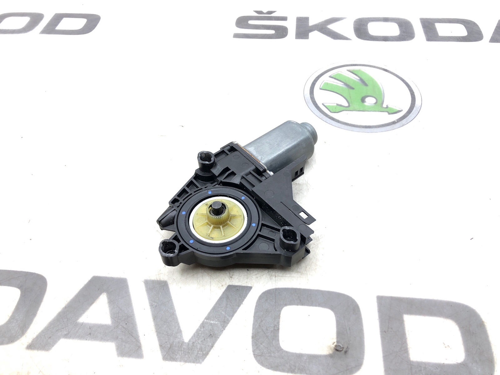 мотор стеклоподъемника, 1000 рублей, Москва