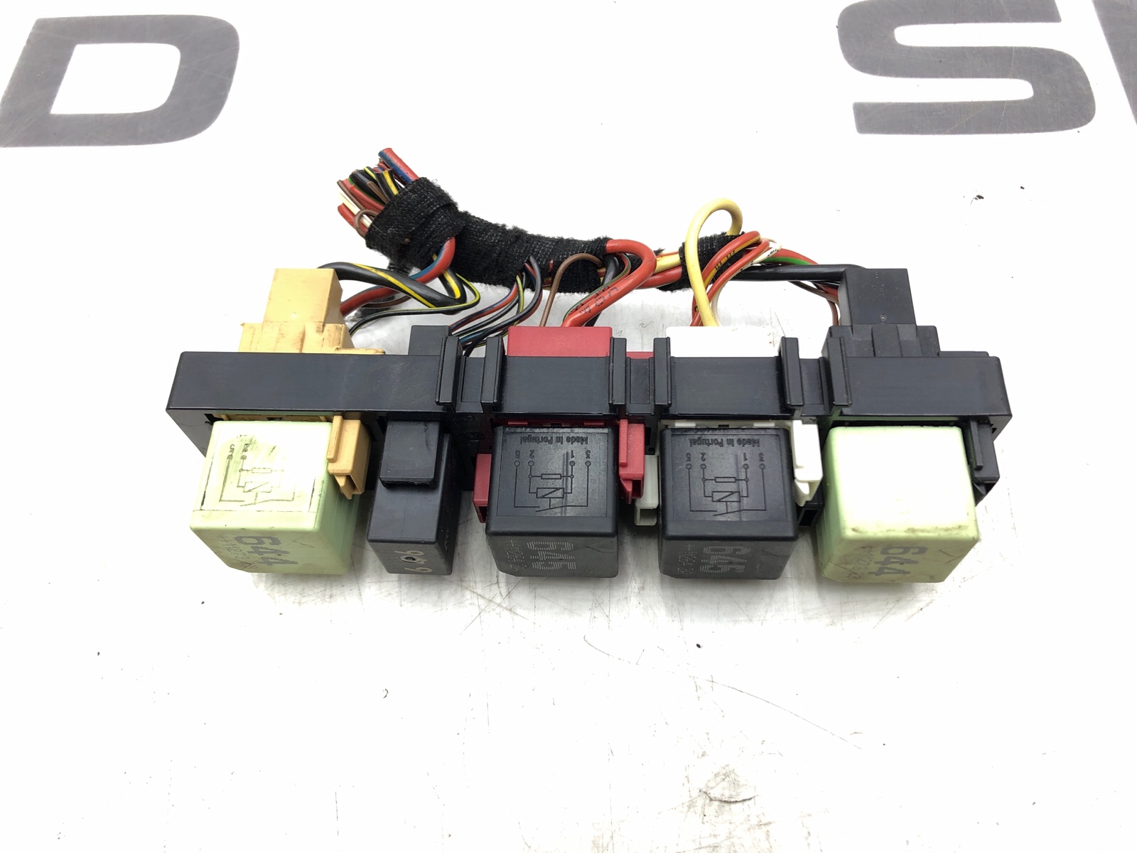 Блок реле, 1000 рублей, Москва