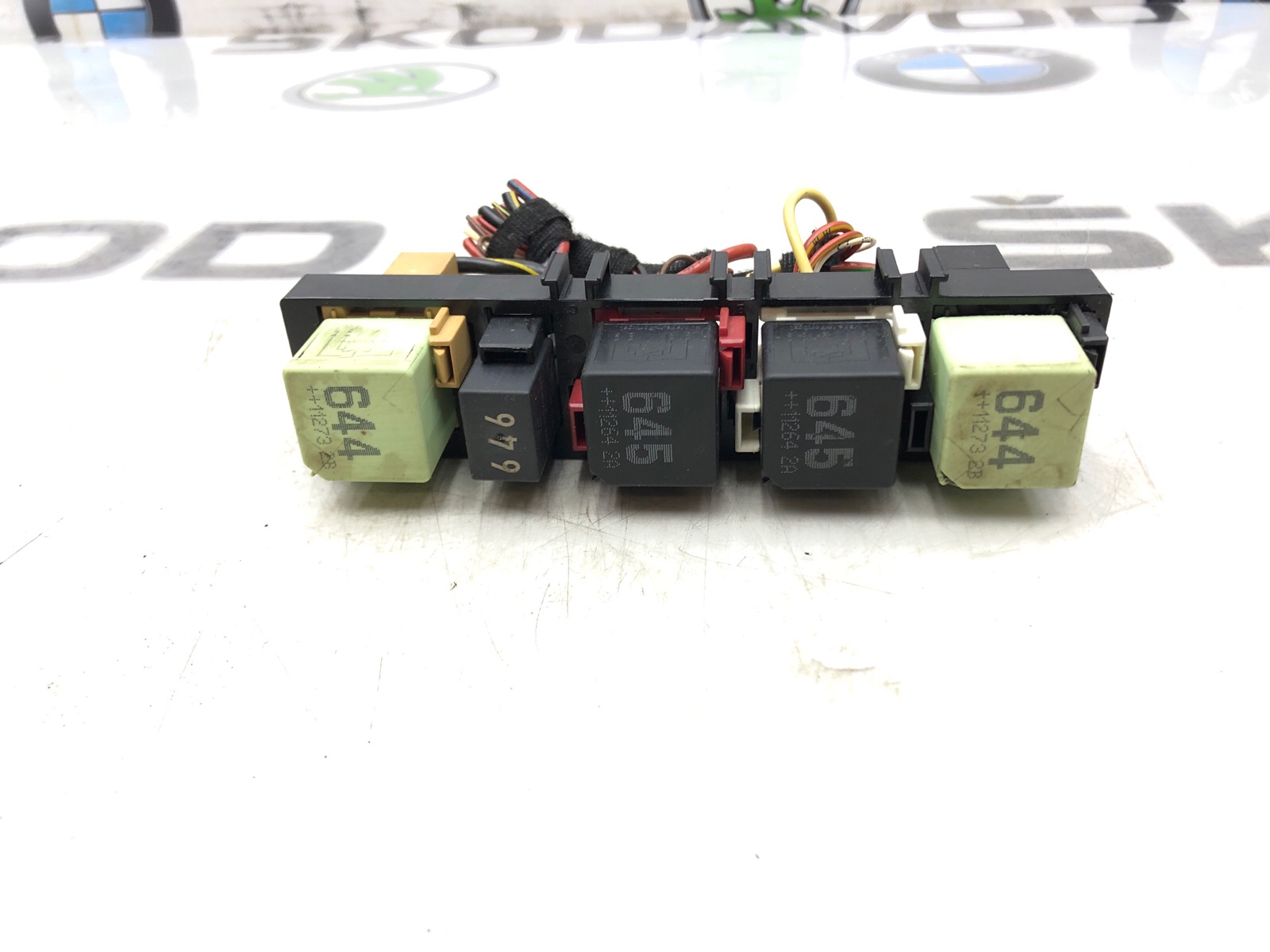 Блок реле, 1000 рублей, Москва