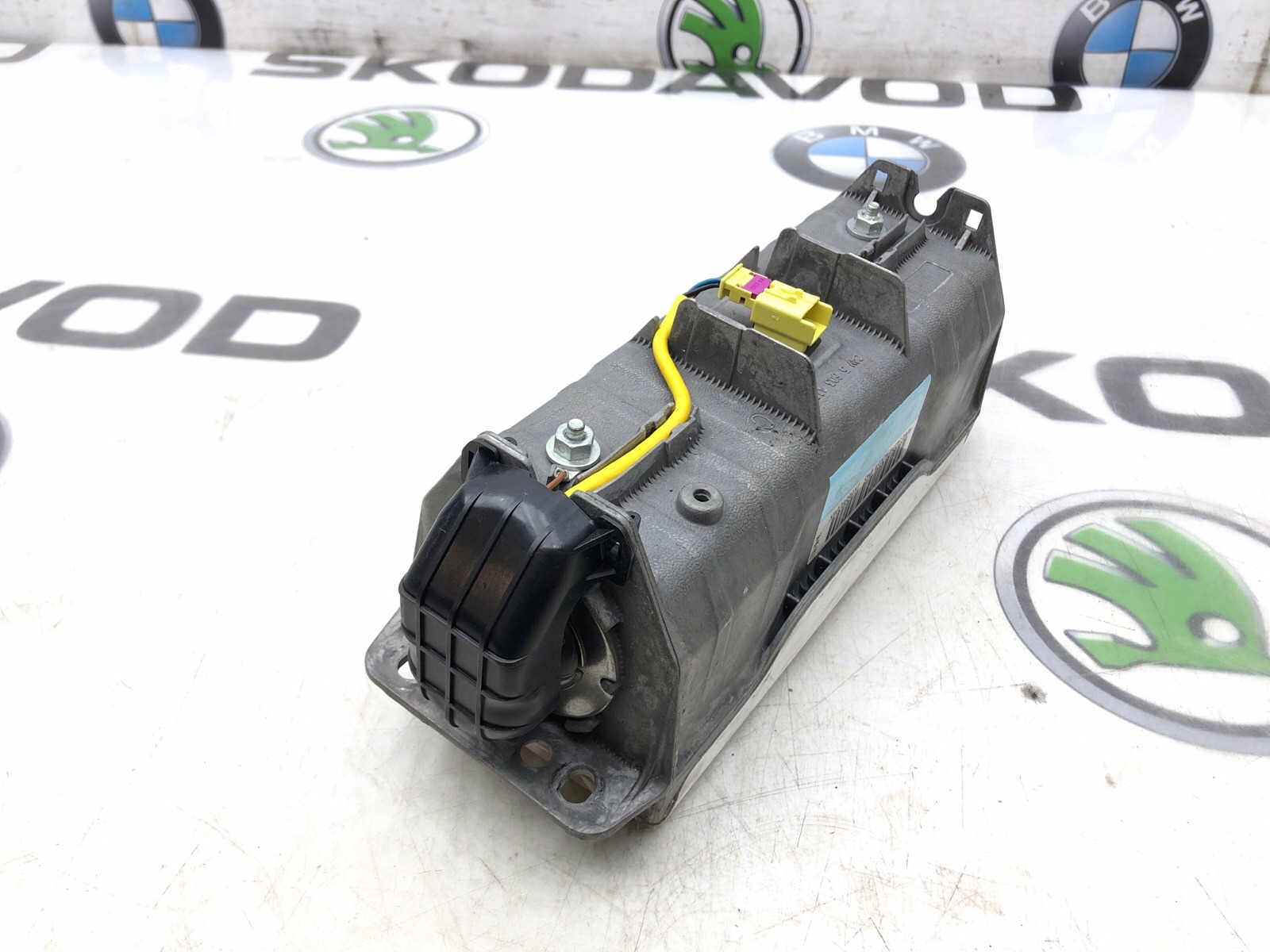 Подушка безопасности пассажира, 3500 рублей, Москва