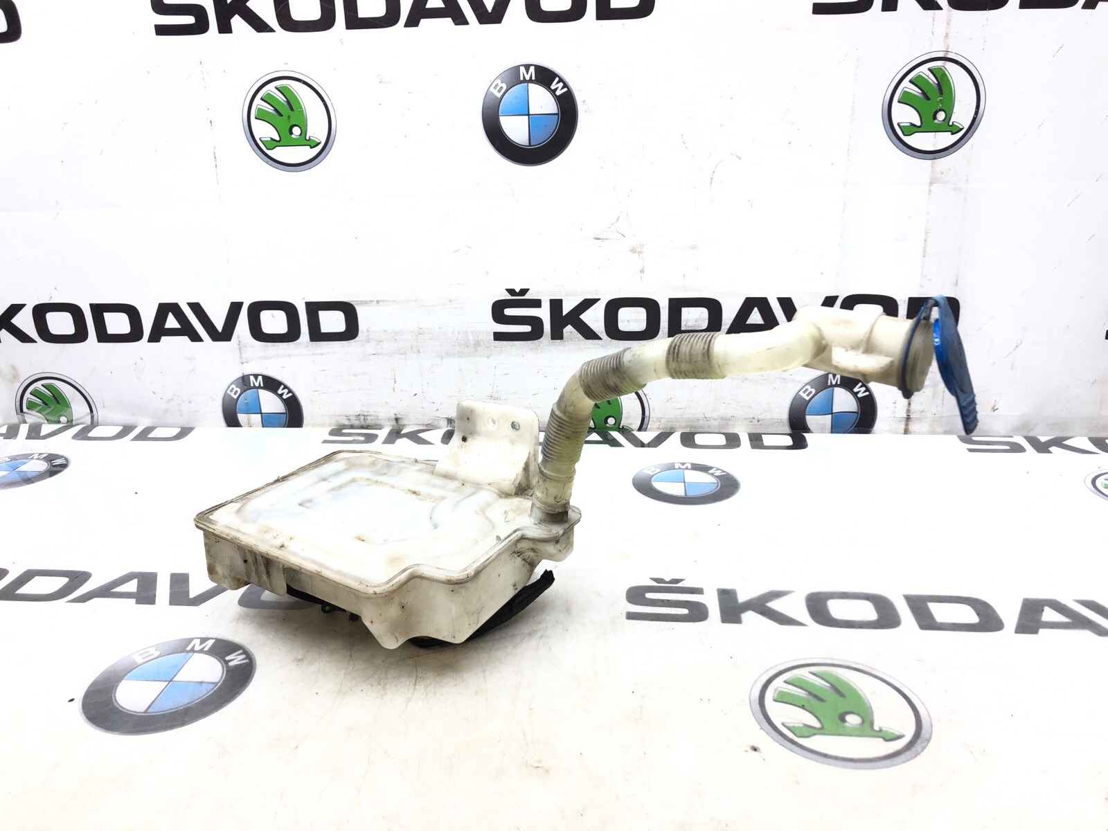 бачок омывателя, 2000 рублей, Москва