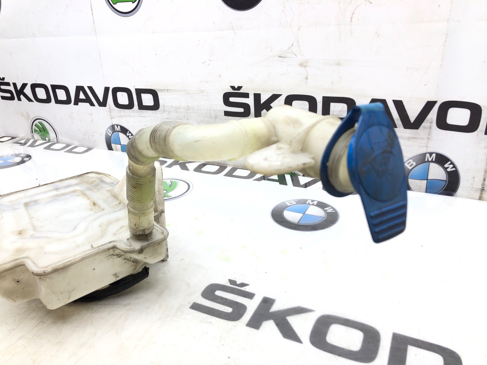 бачок омывателя, 2000 рублей, Москва