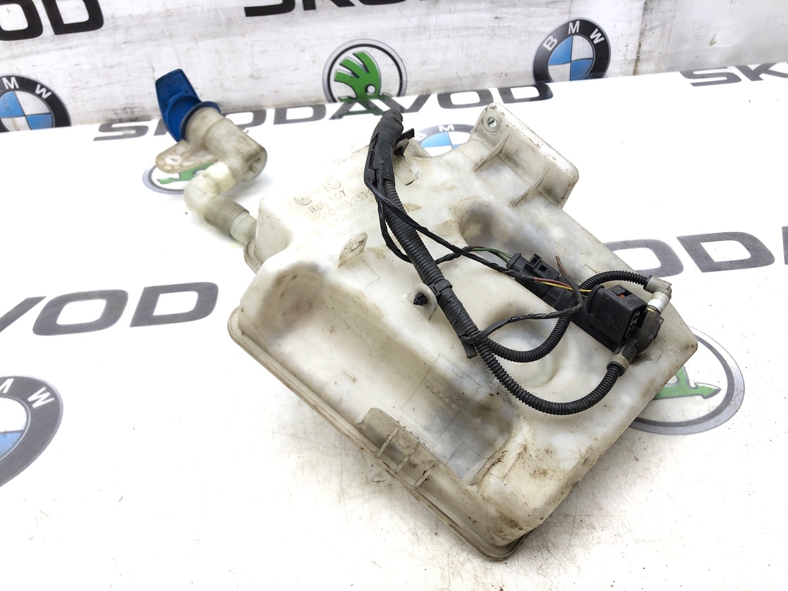 бачок омывателя, 2000 рублей, Москва