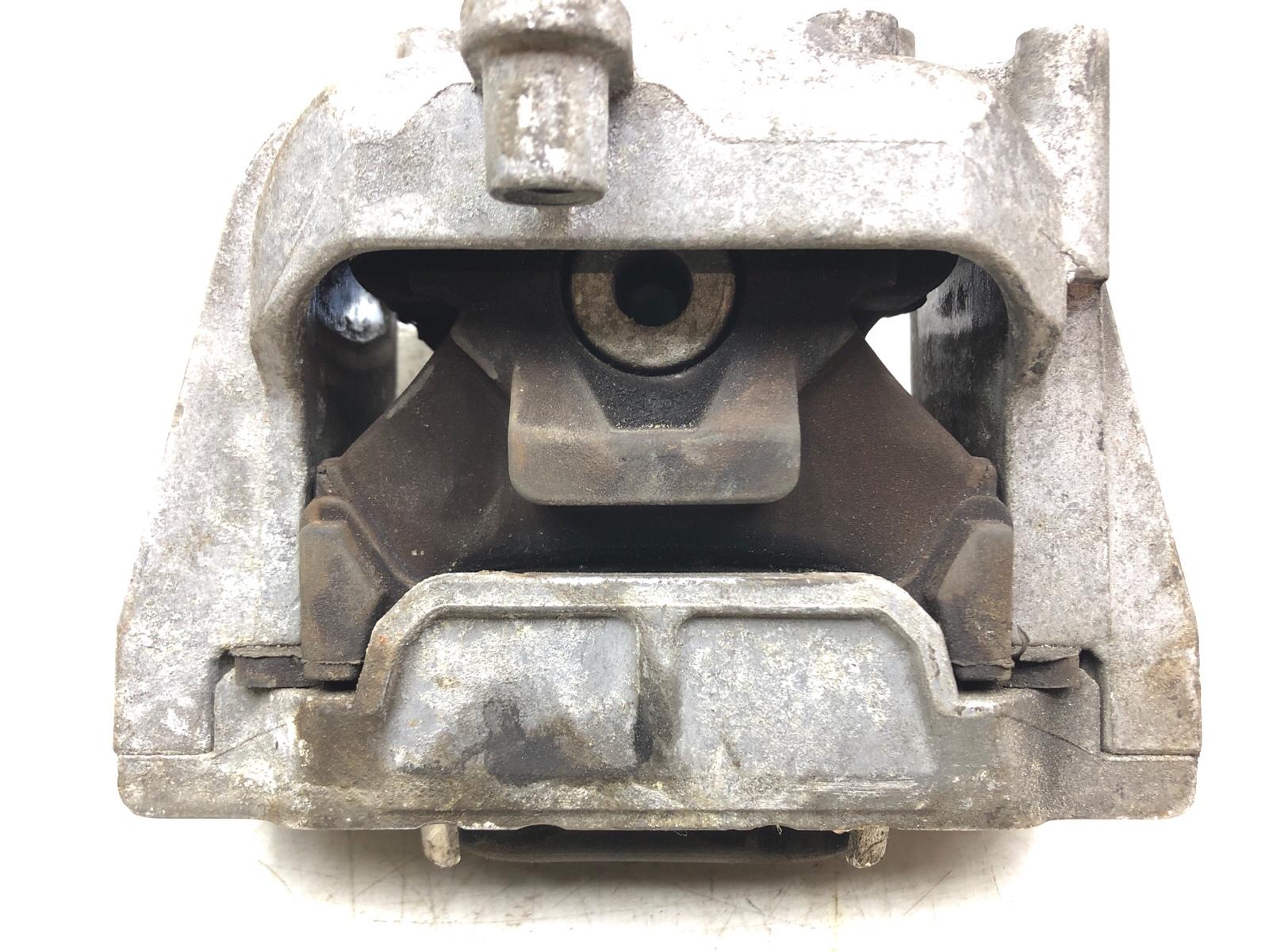 Опора двигателя, 1000 рублей, Москва