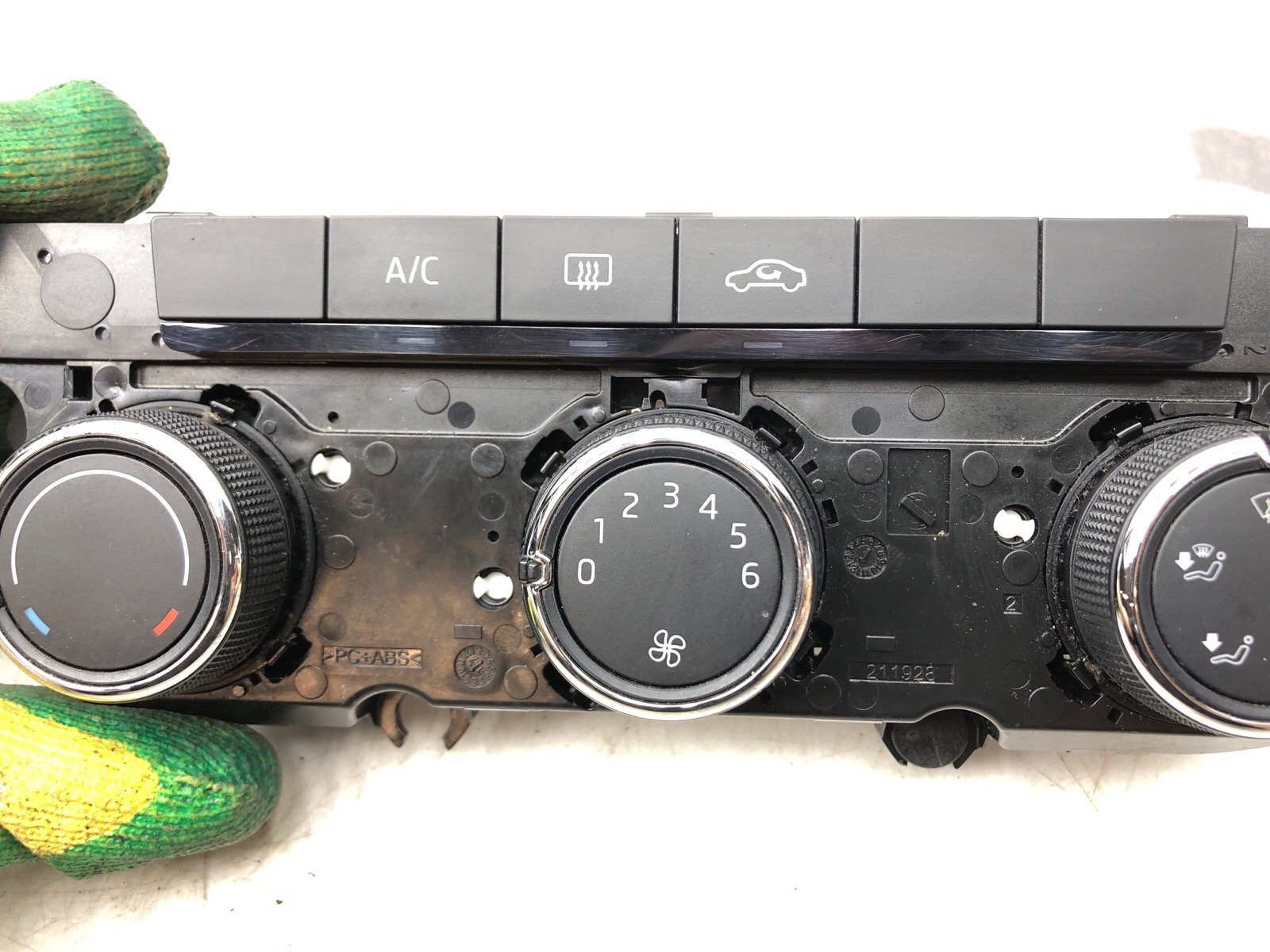 Блок управления климат-контролем, 1500 рублей, Москва