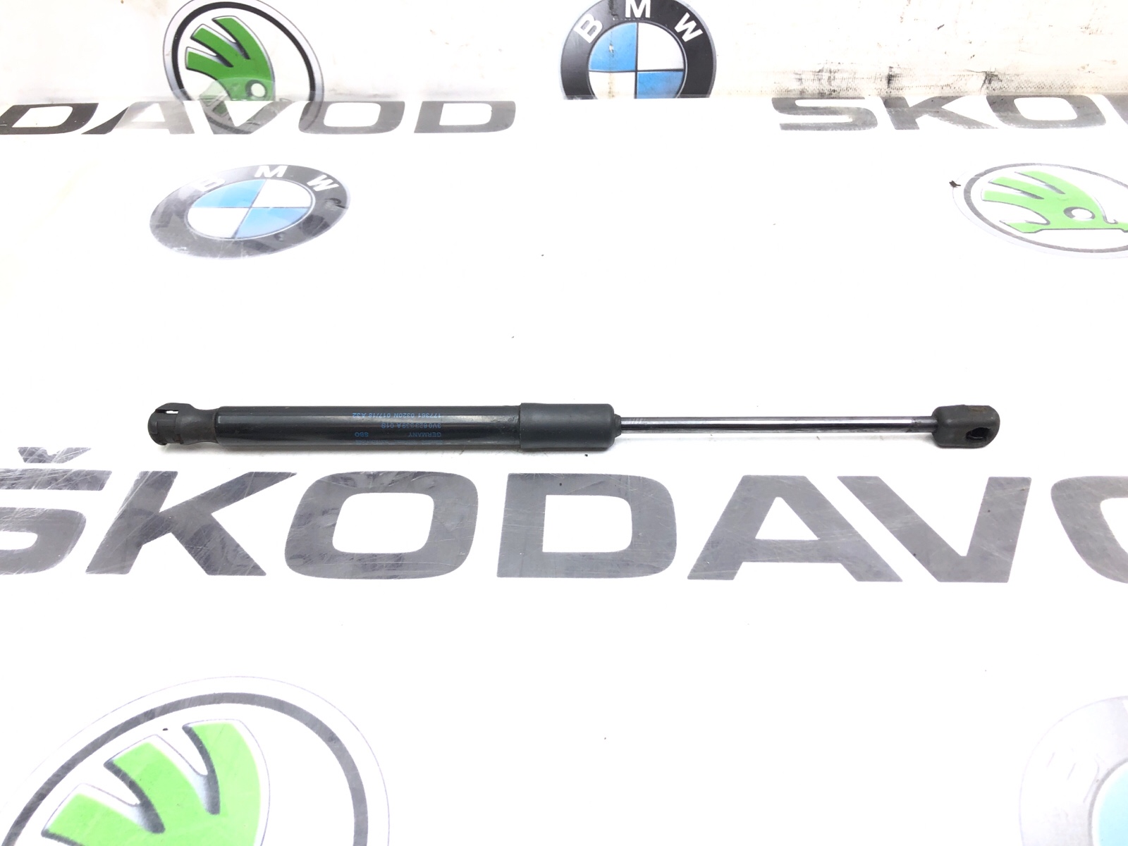 амортизатор капота, 1500 рублей, Москва