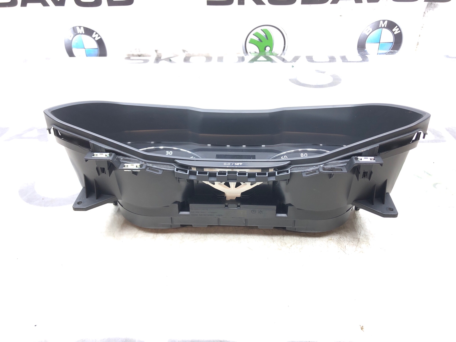 панель приборов, 3000 рублей, Москва