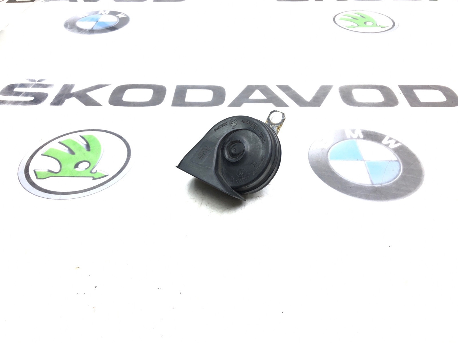 Звуковой сигнал, 1000 рублей, Москва