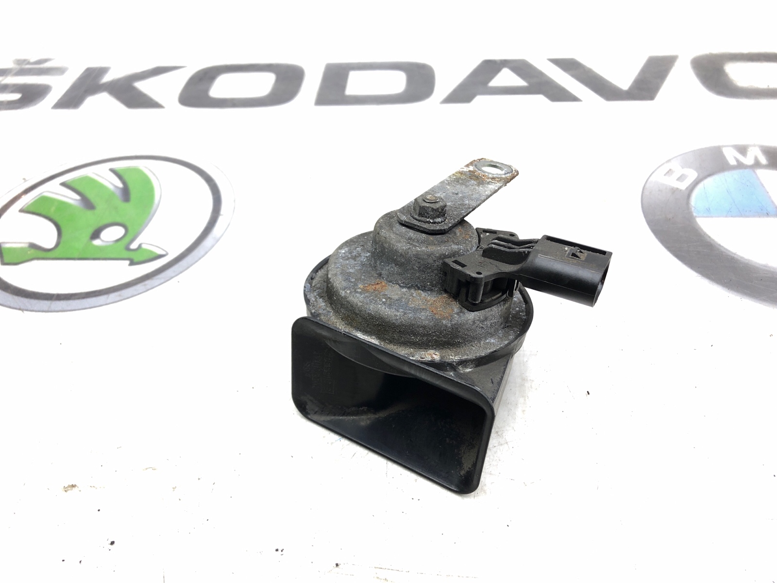 Звуковой сигнал, 1000 рублей, Москва