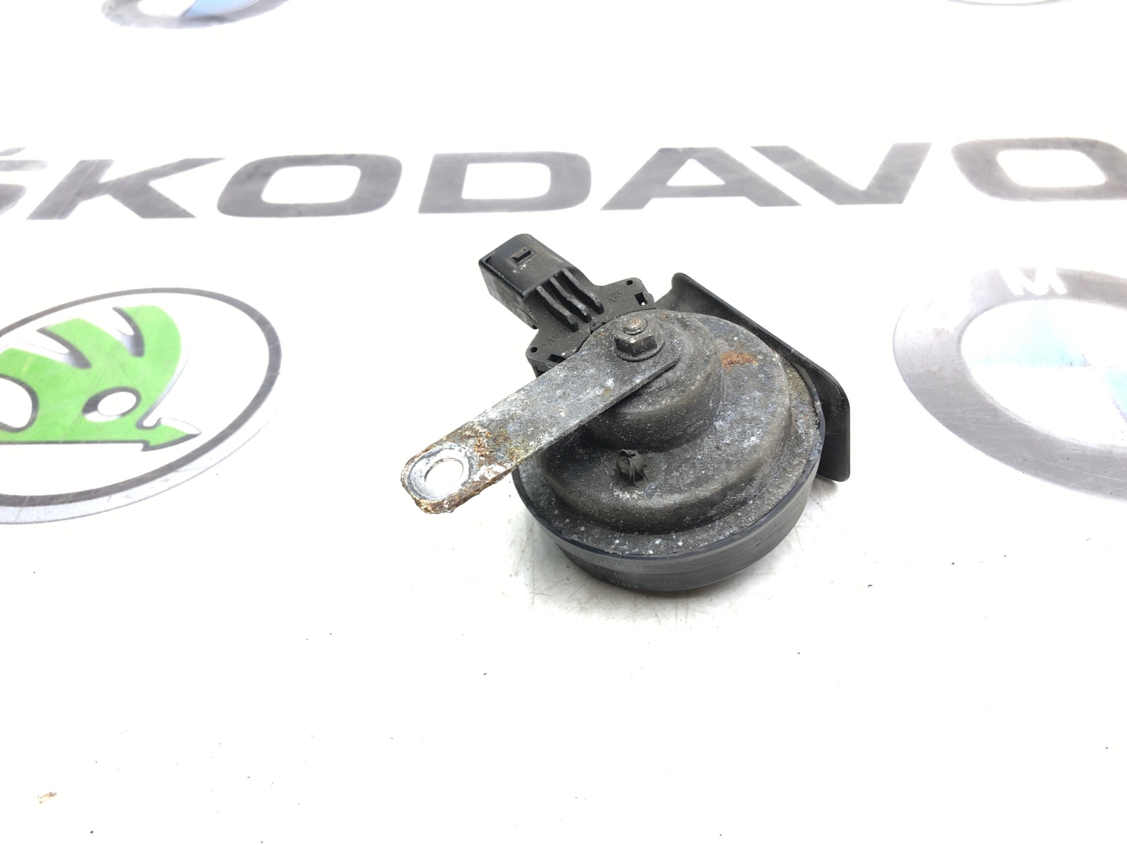 Звуковой сигнал, 1000 рублей, Москва