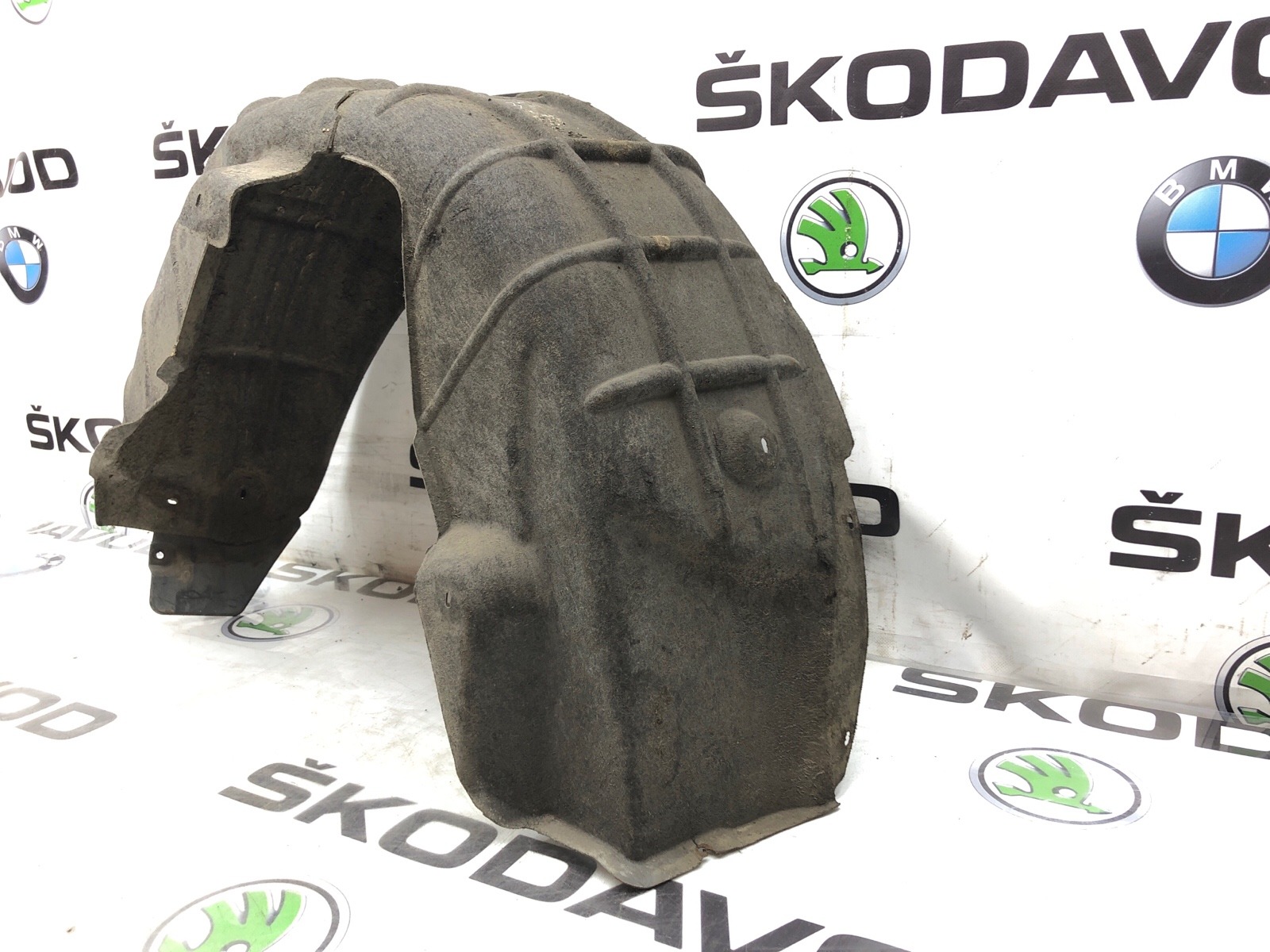 подкрылок, 3000 рублей, Москва