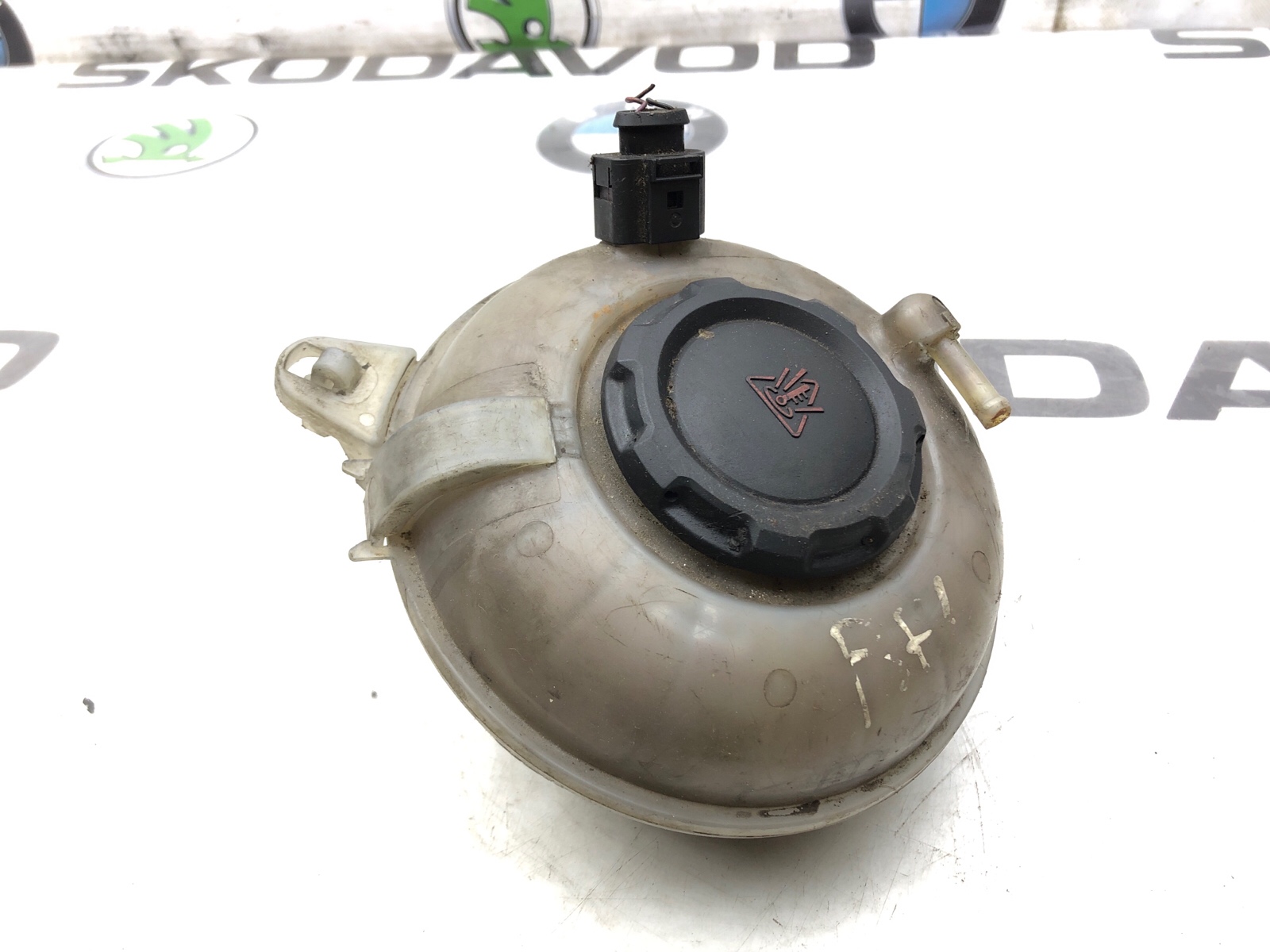 Расширительный бачок, 1000 рублей, Москва