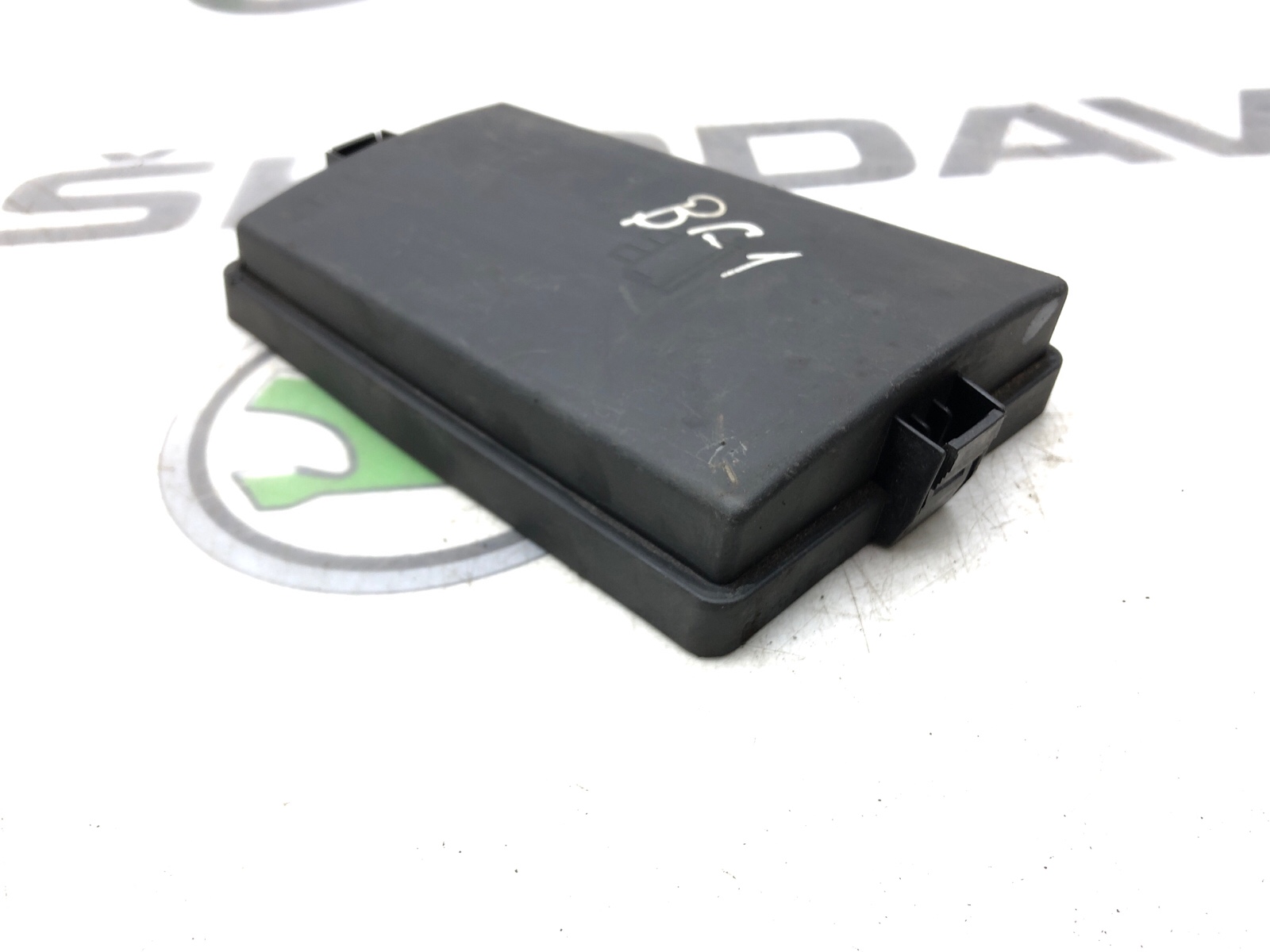 Крышка блока предохранителей, 1500 рублей, Москва