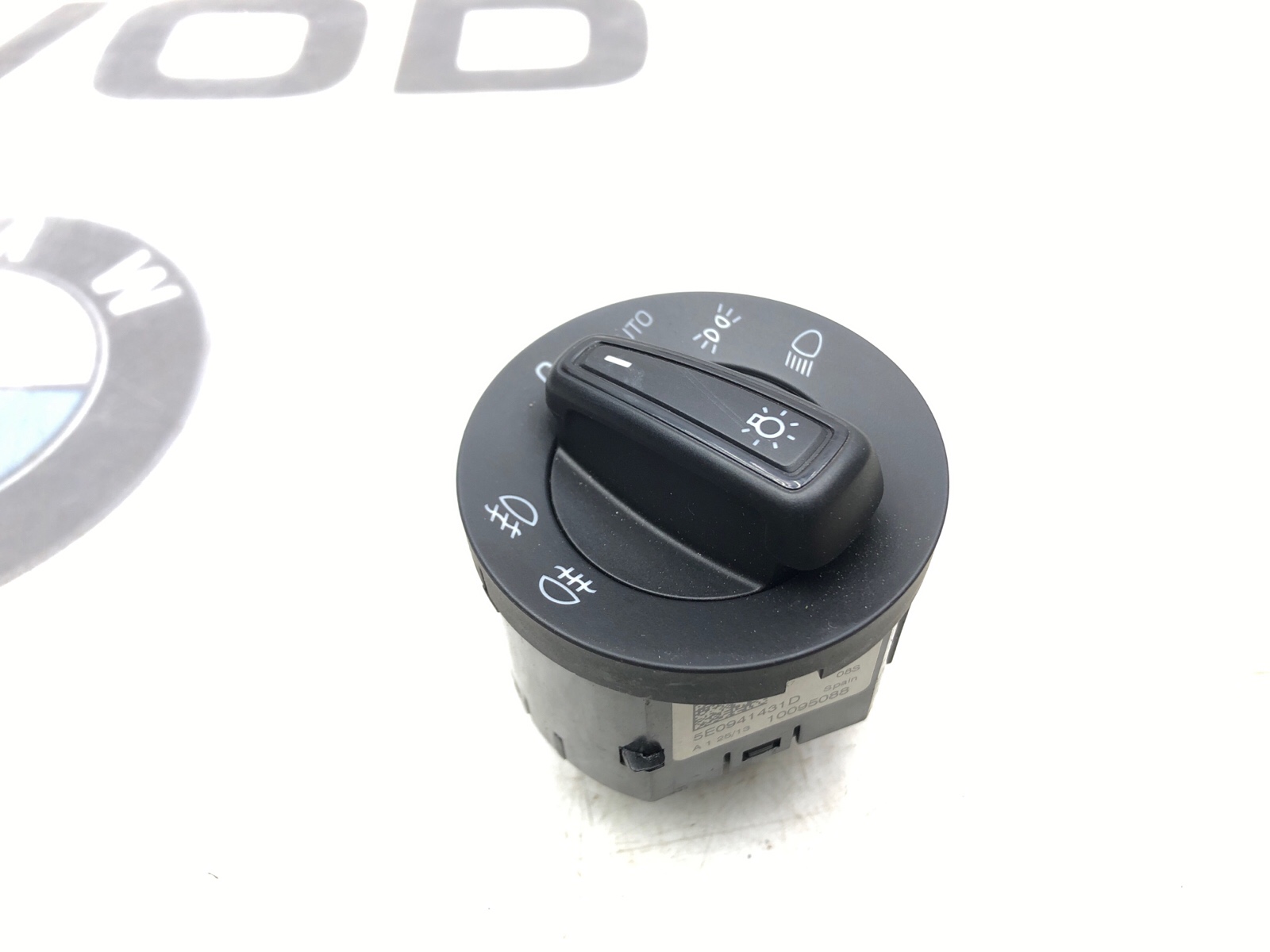 Переключатель света фар, 2500 рублей, Москва