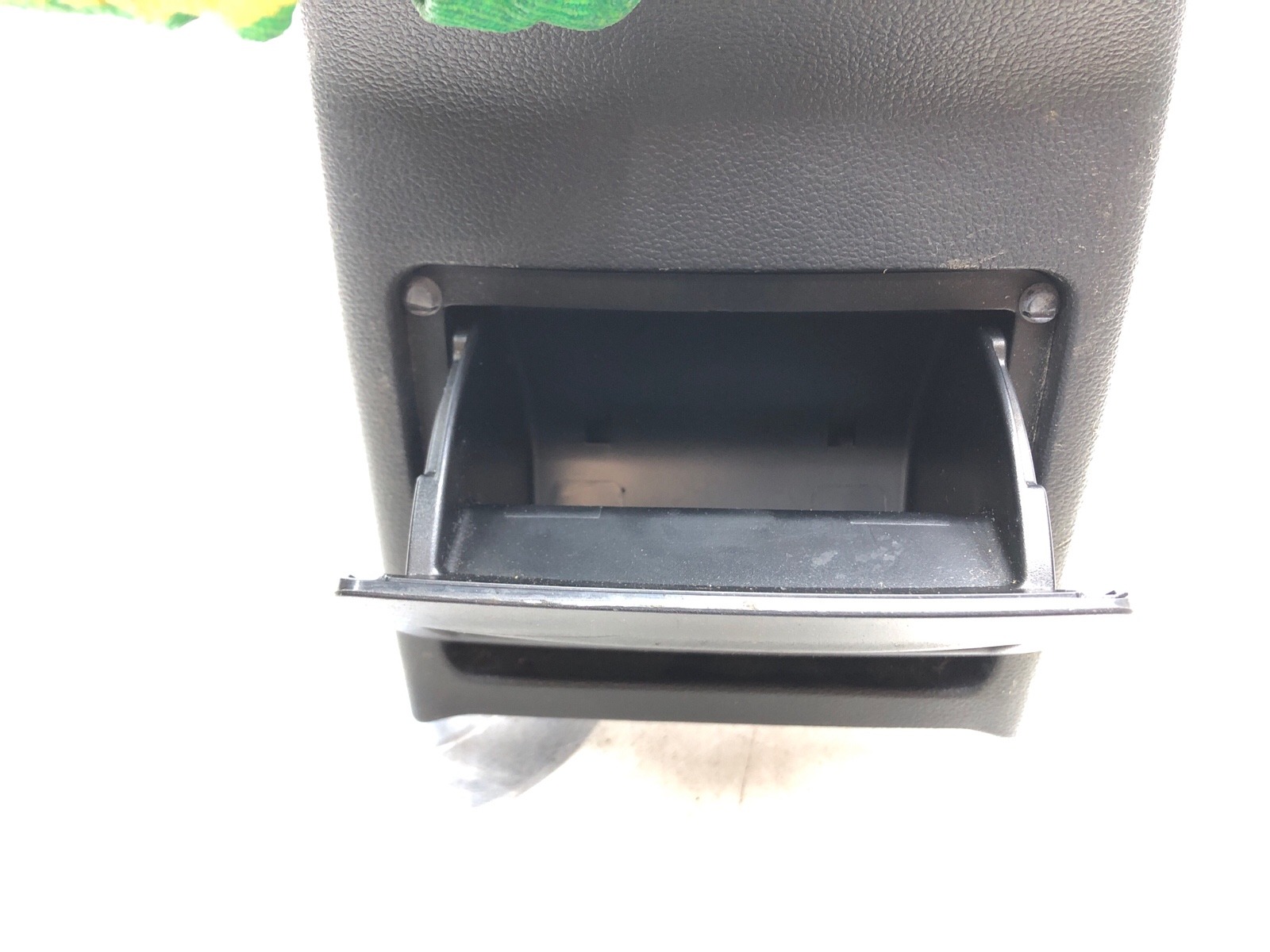 Пепельница, 2000 рублей, Москва