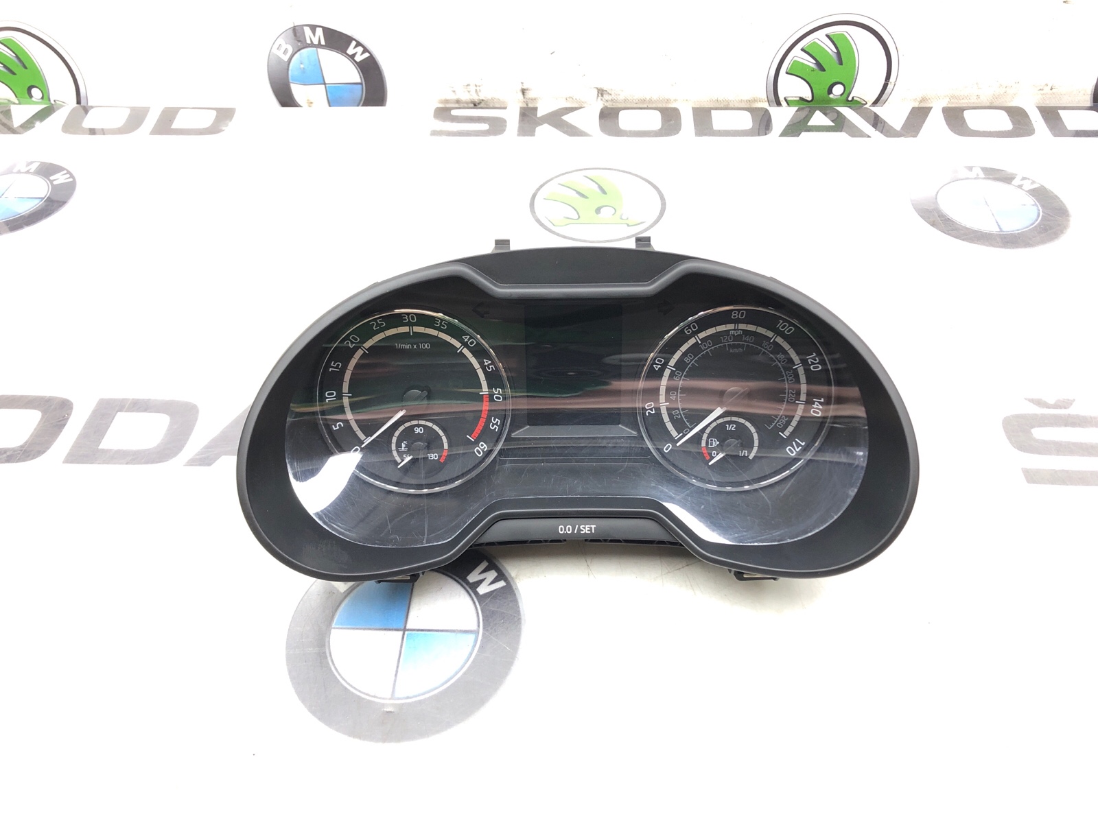 панель приборов, 4000 рублей, Москва