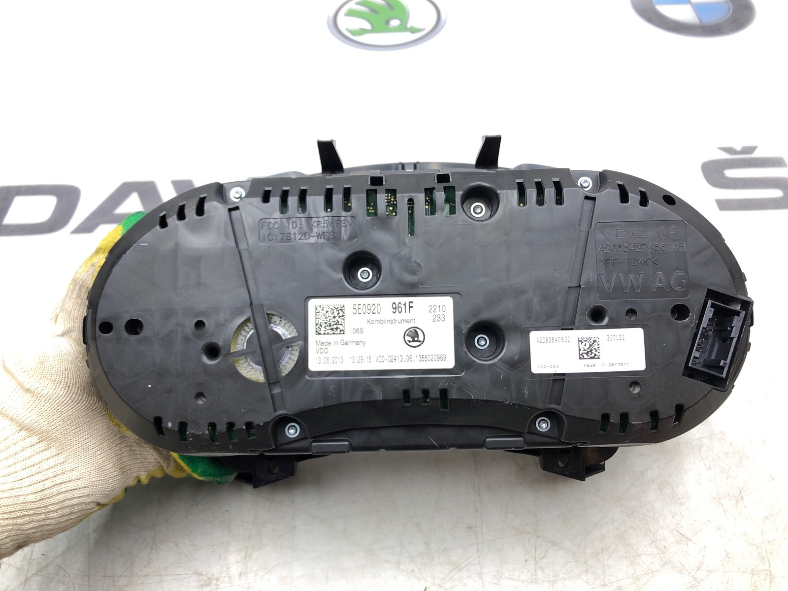 панель приборов, 4000 рублей, Москва