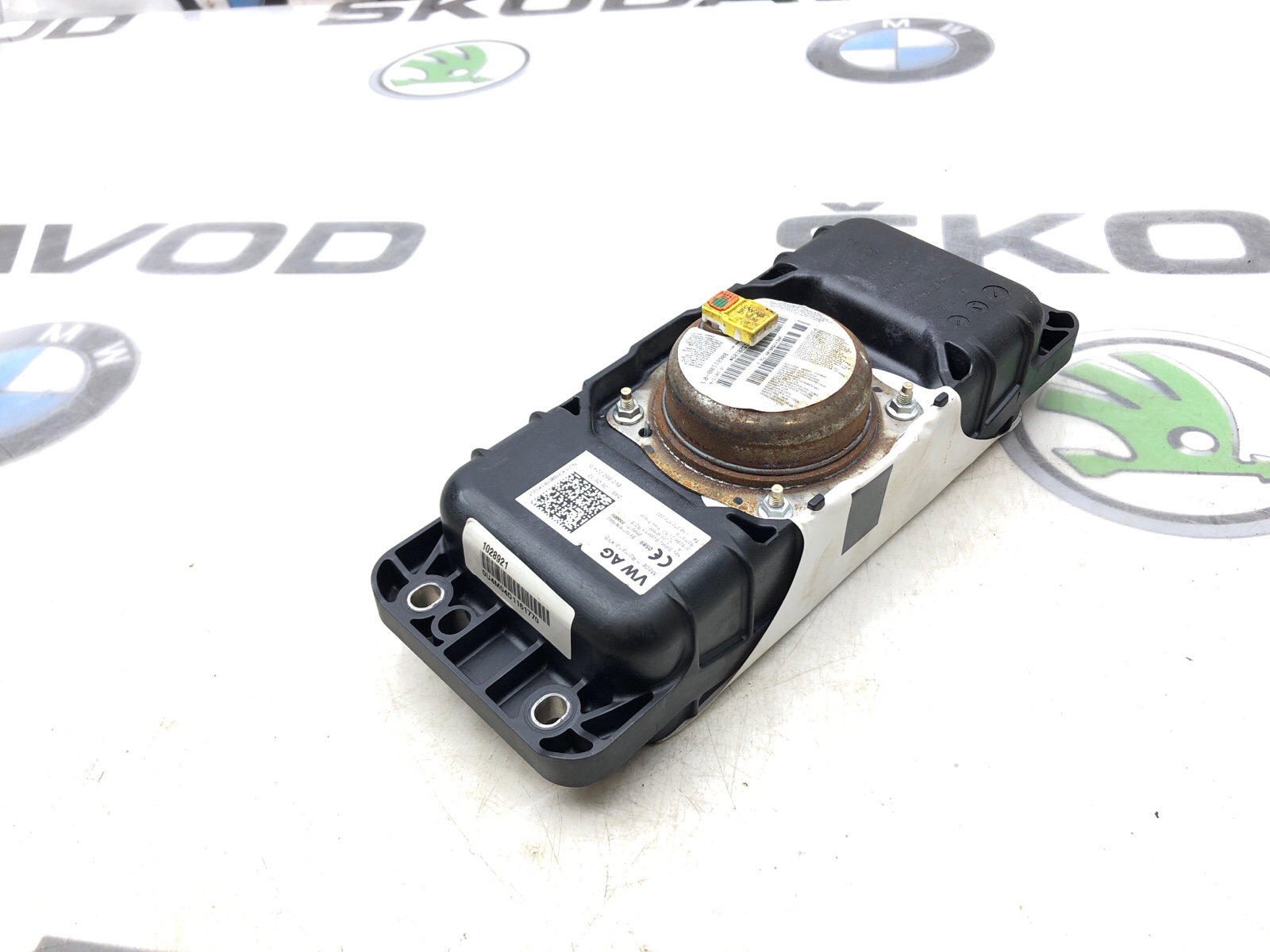 Подушка безопасности пассажира, 8000 рублей, Москва