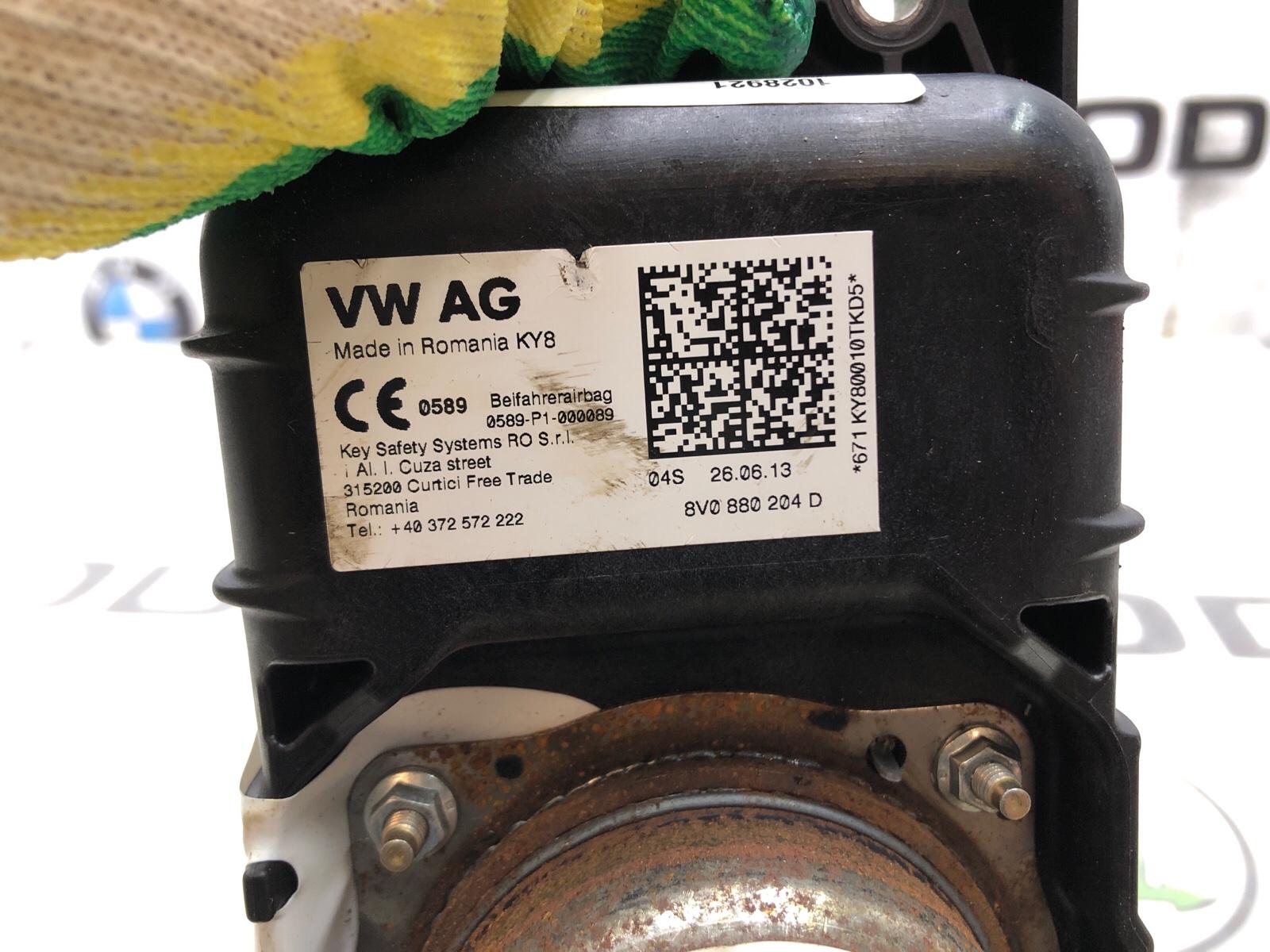 Подушка безопасности пассажира, 8000 рублей, Москва