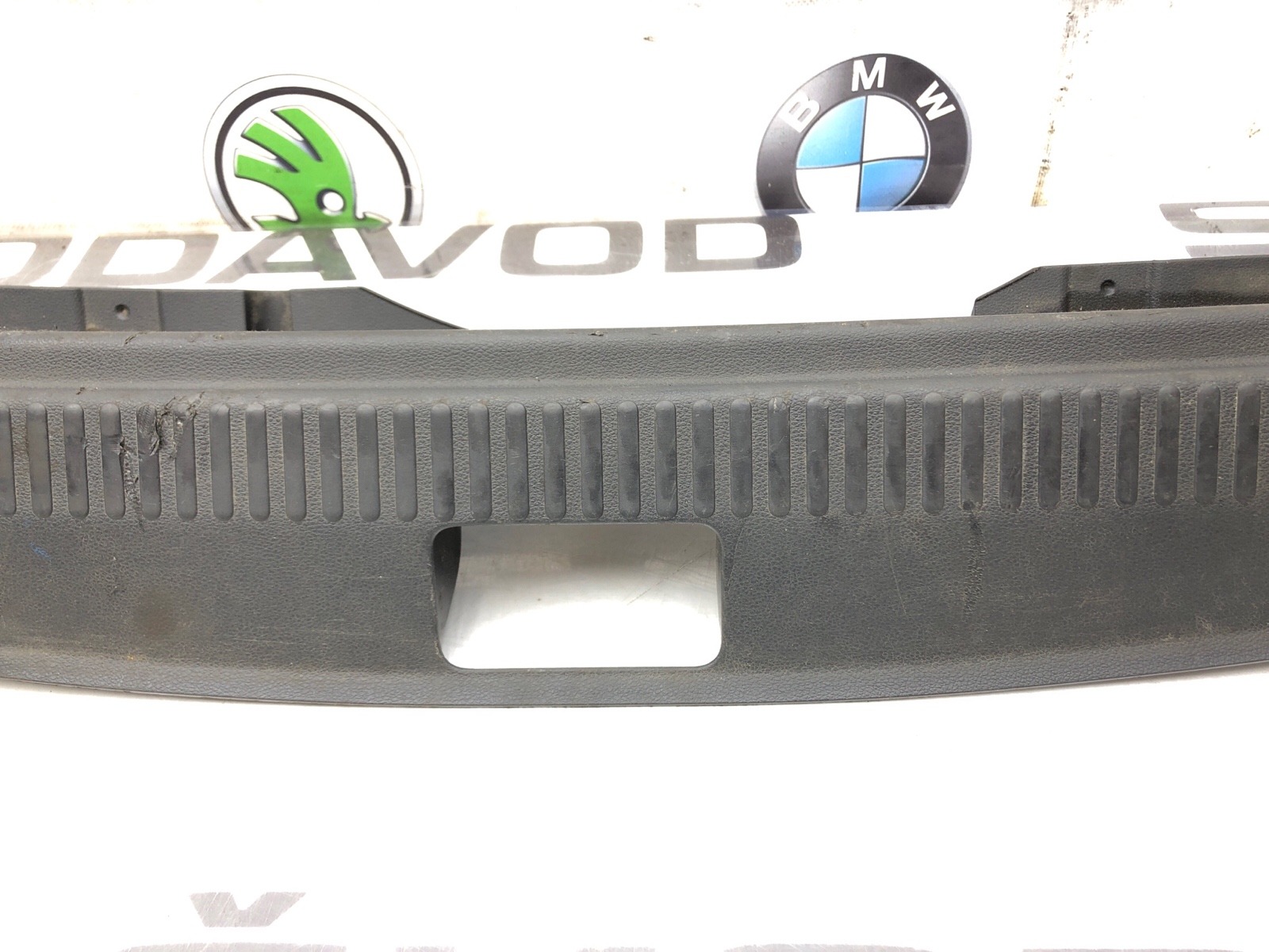 Накладка замка багажника, 1500 рублей, Москва