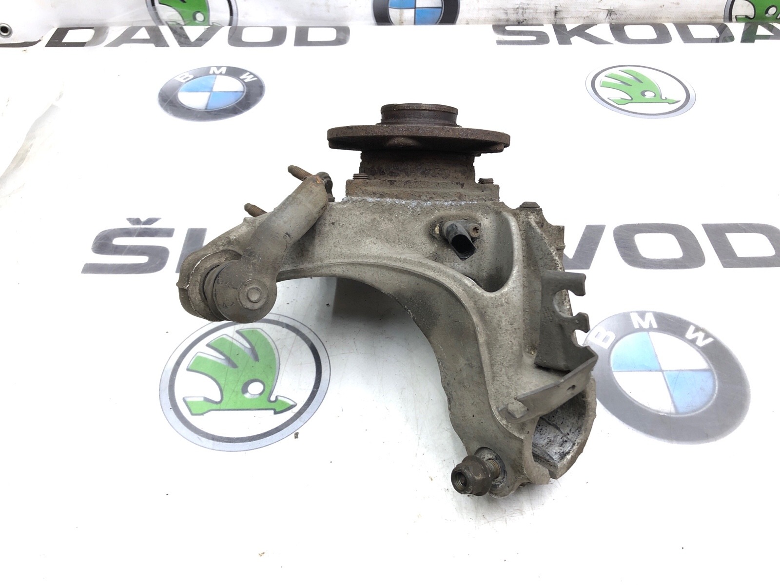 Кулак поворотный, 8000 рублей, Москва