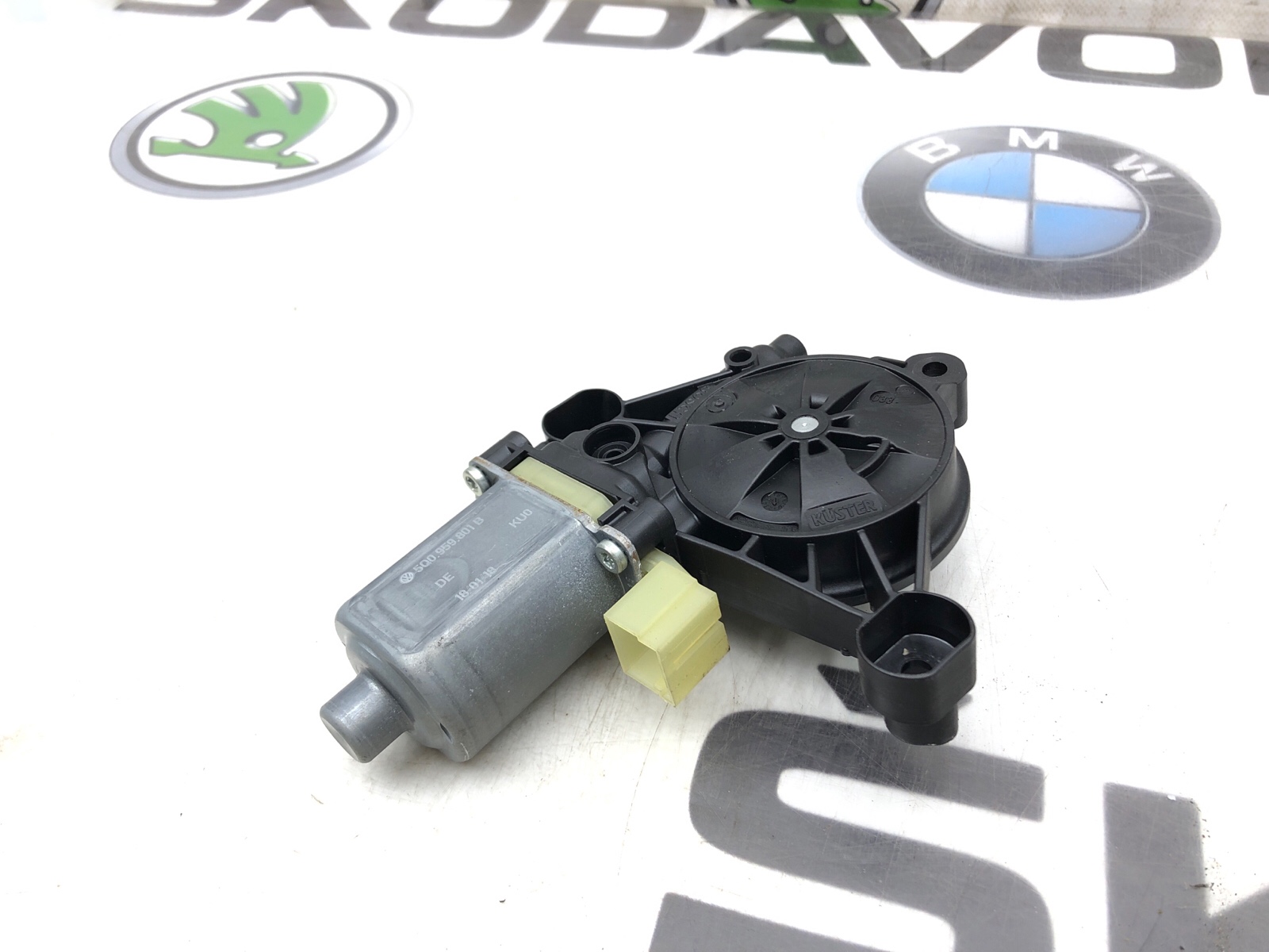 мотор стеклоподъемника, 500 рублей, Москва