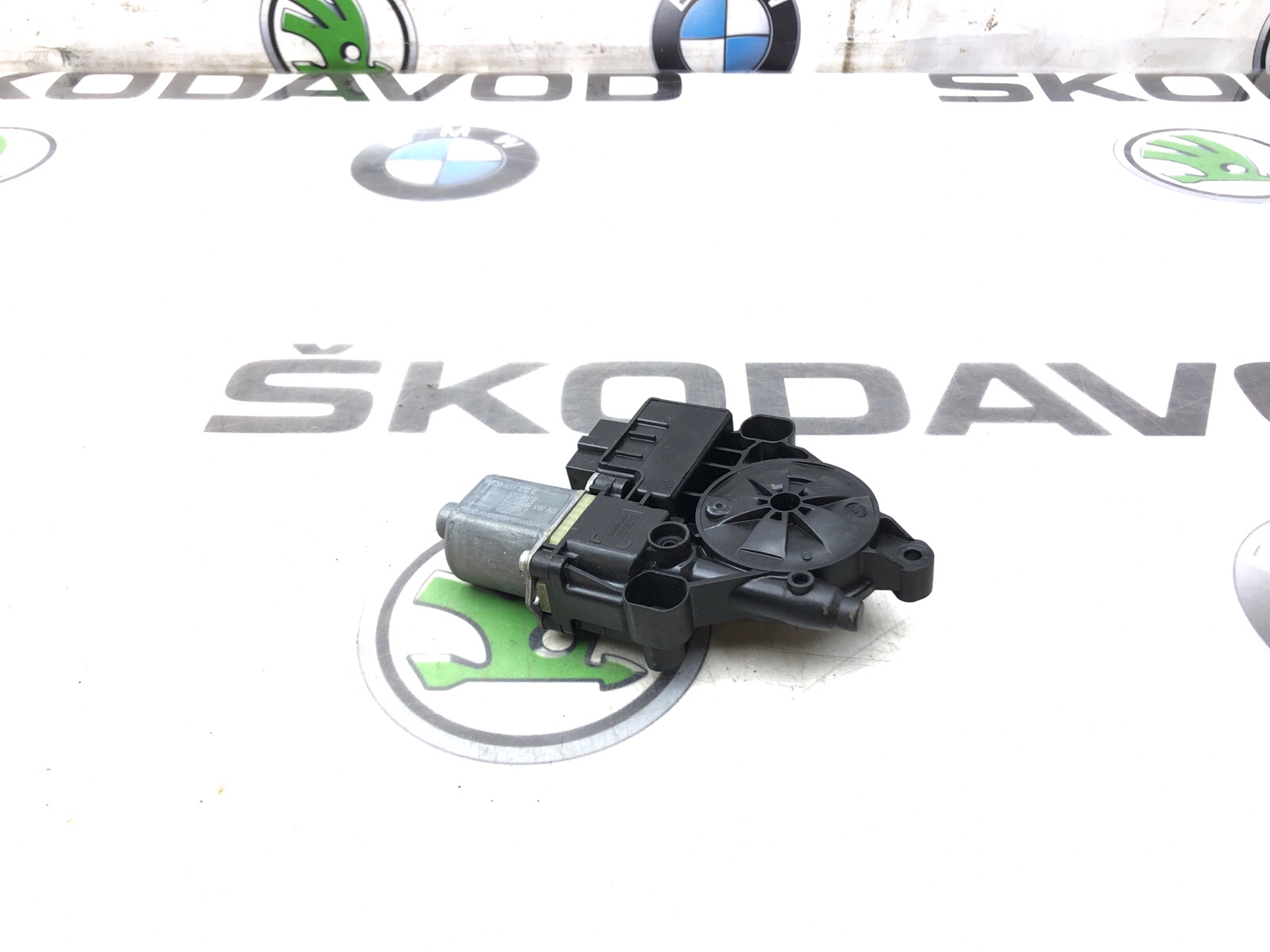 мотор стеклоподъемника, 1000 рублей, Москва