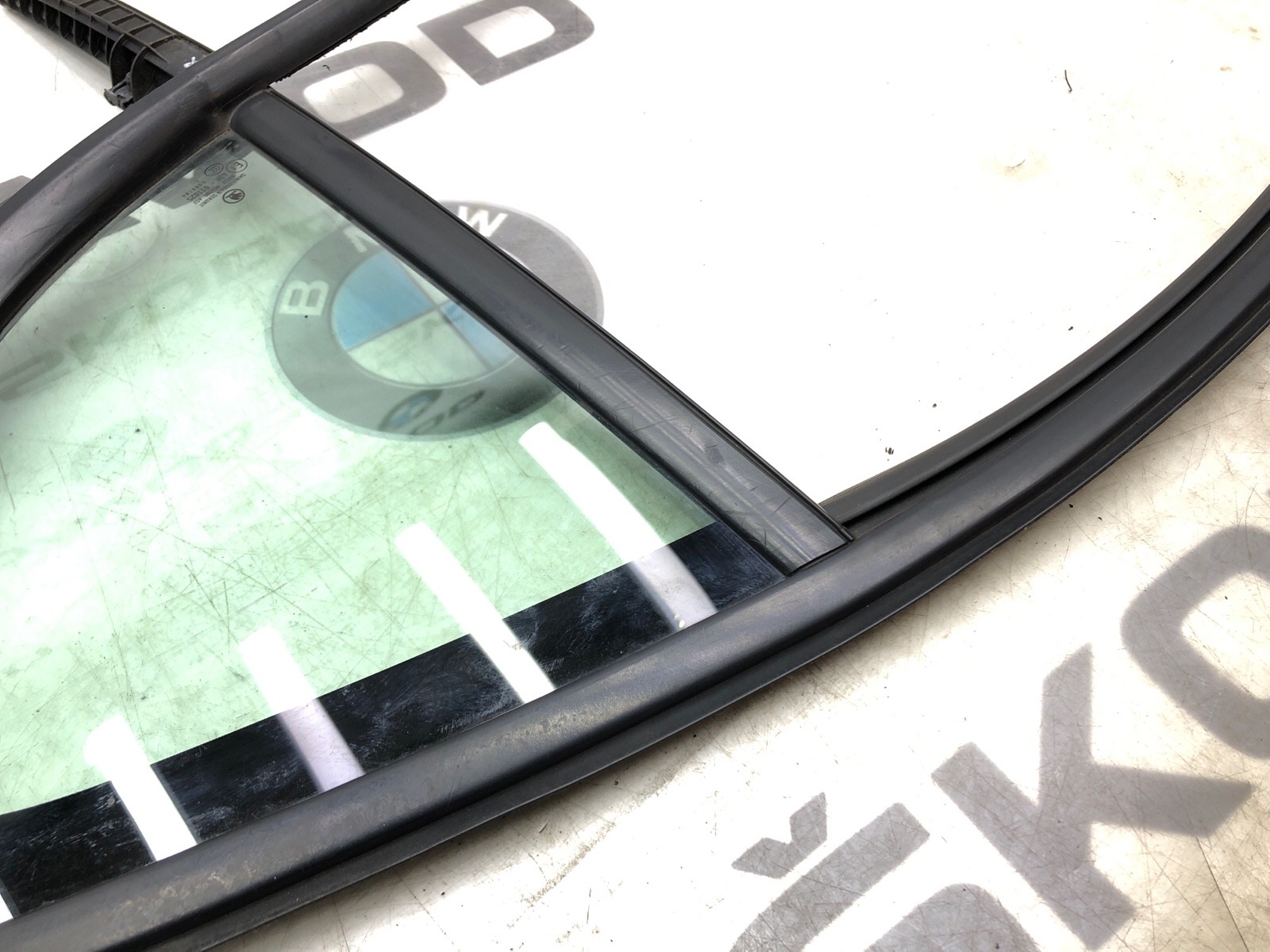 форточка двери, 8000 рублей, Москва