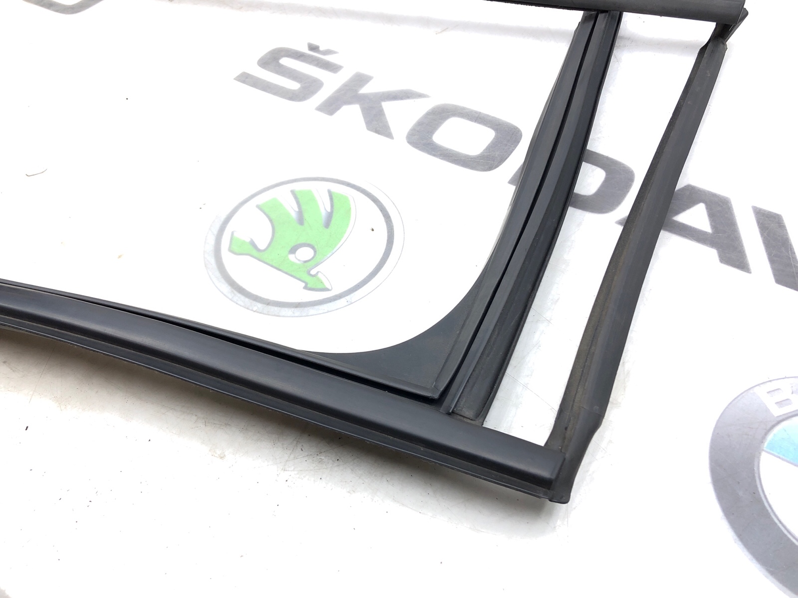 форточка двери, 8000 рублей, Москва