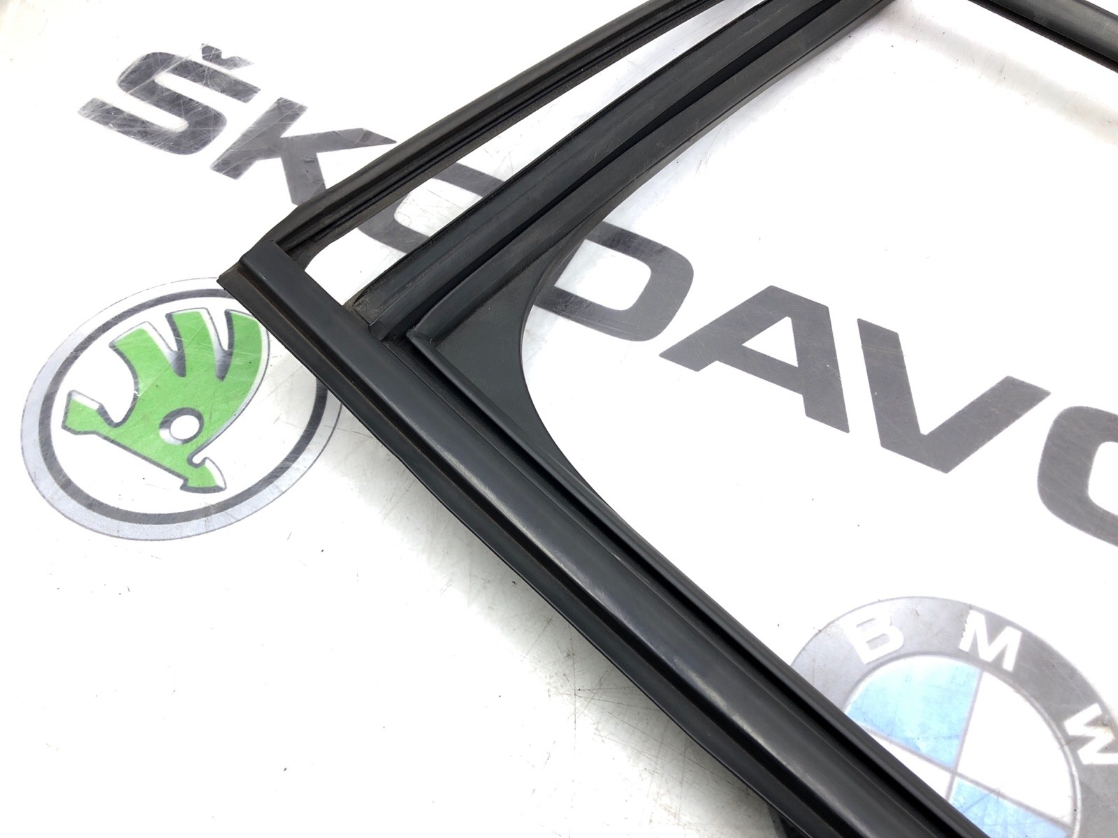 форточка двери, 8000 рублей, Москва