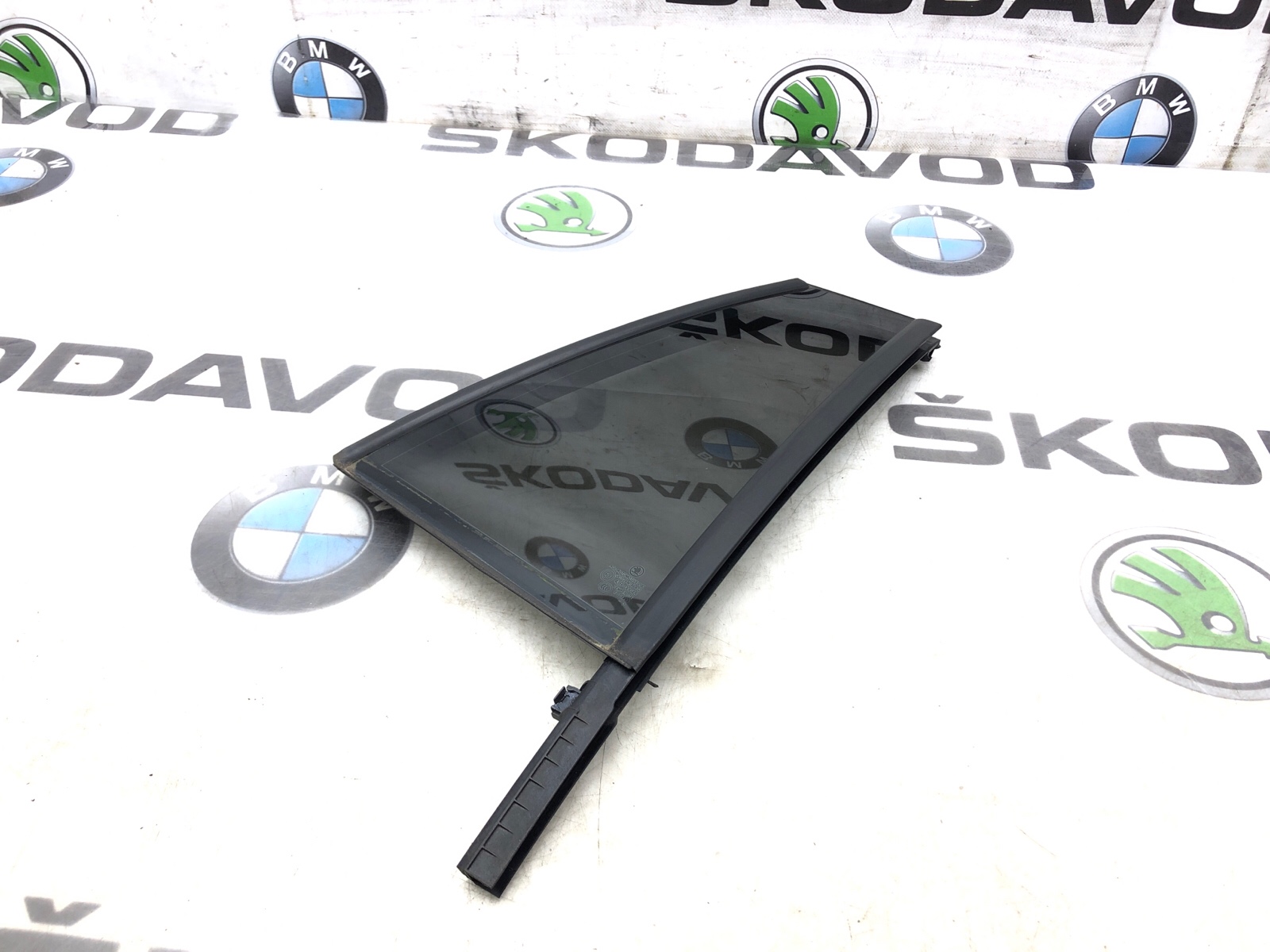 форточка двери, 1500 рублей, Москва