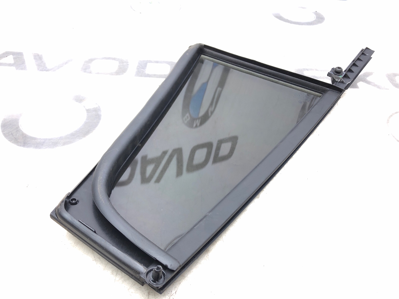 форточка двери, 1500 рублей, Москва