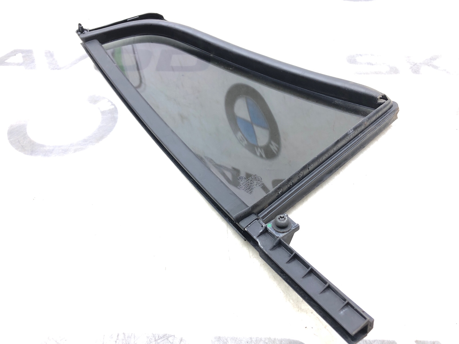 форточка двери, 1500 рублей, Москва