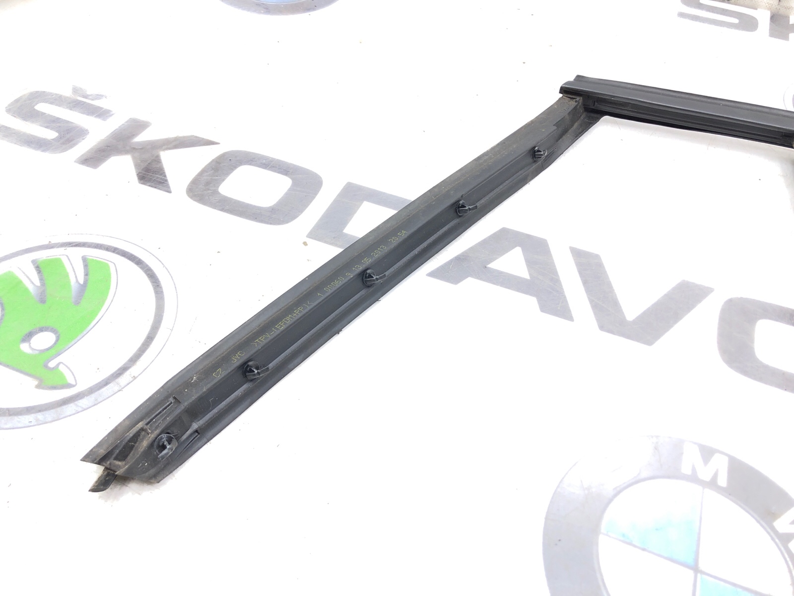 Уплотнитель стекла, 1000 рублей, Москва